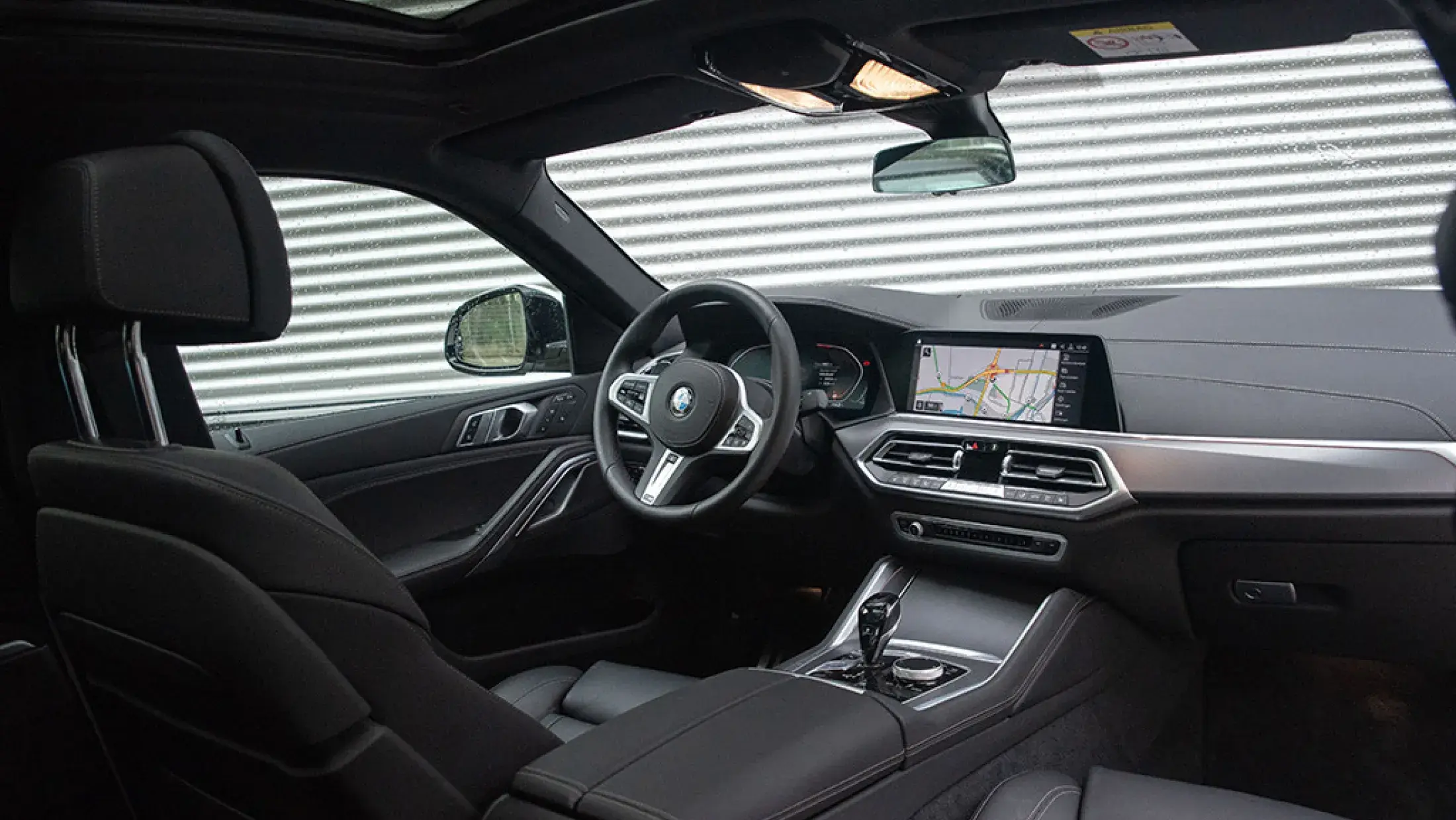 BMW X6 xDrive30d High Executive M-Sport Mineralweiss G06 Bergwerff
