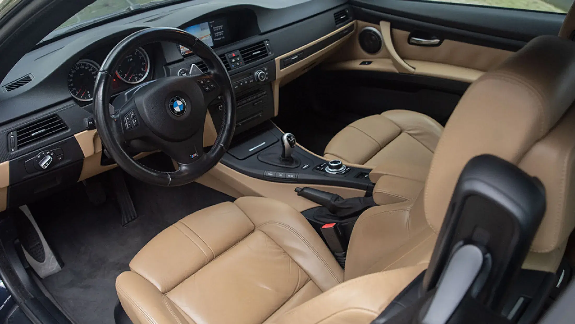 BMW M3 Cabrio E93 Volleder Jerez Black Pearl Erweiterte Lederausstattung Novillo Bambusbeige