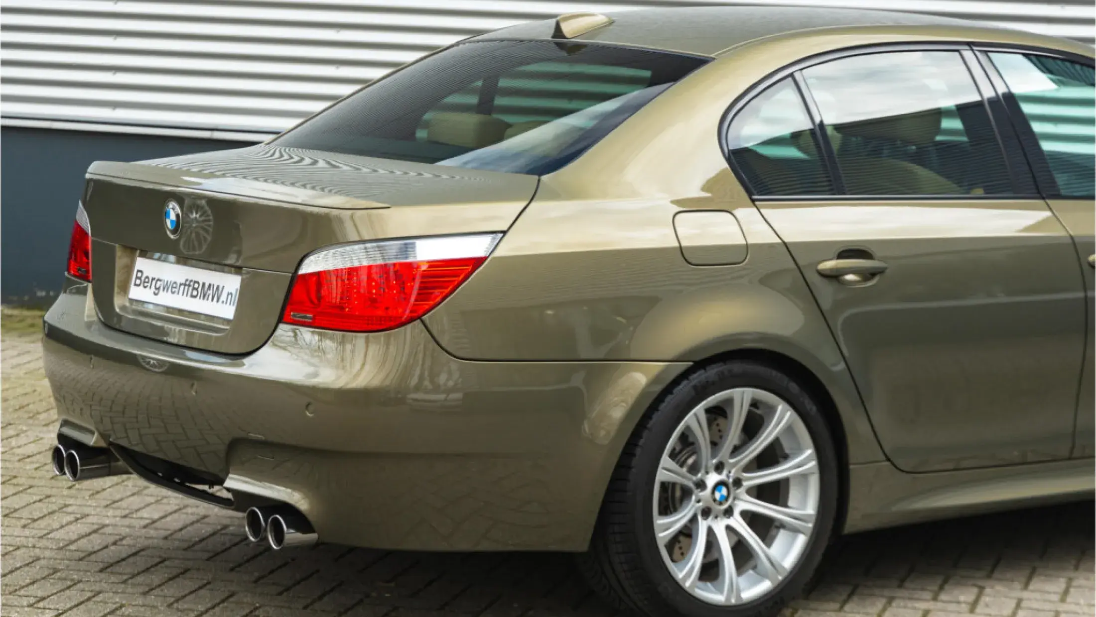 BMW 5-serie E60 M5 SMG - Invidual Messing Metallic - 2-Hand - Lagerschalen 9