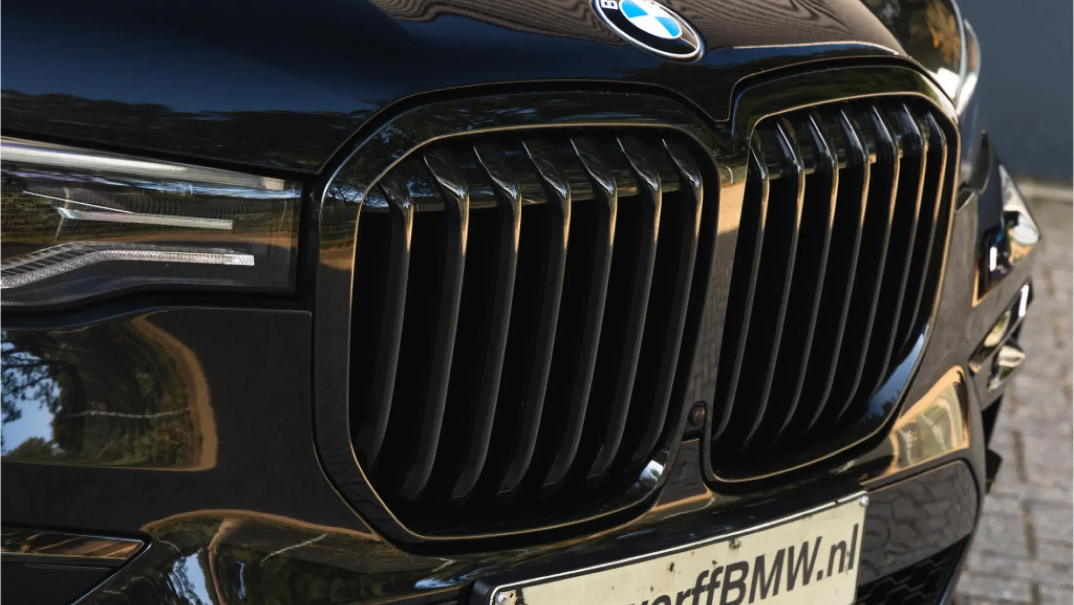 BMW X7 xDrive40i M-Sport - Panorama - Trekhaak - ACC - Head-up 9
