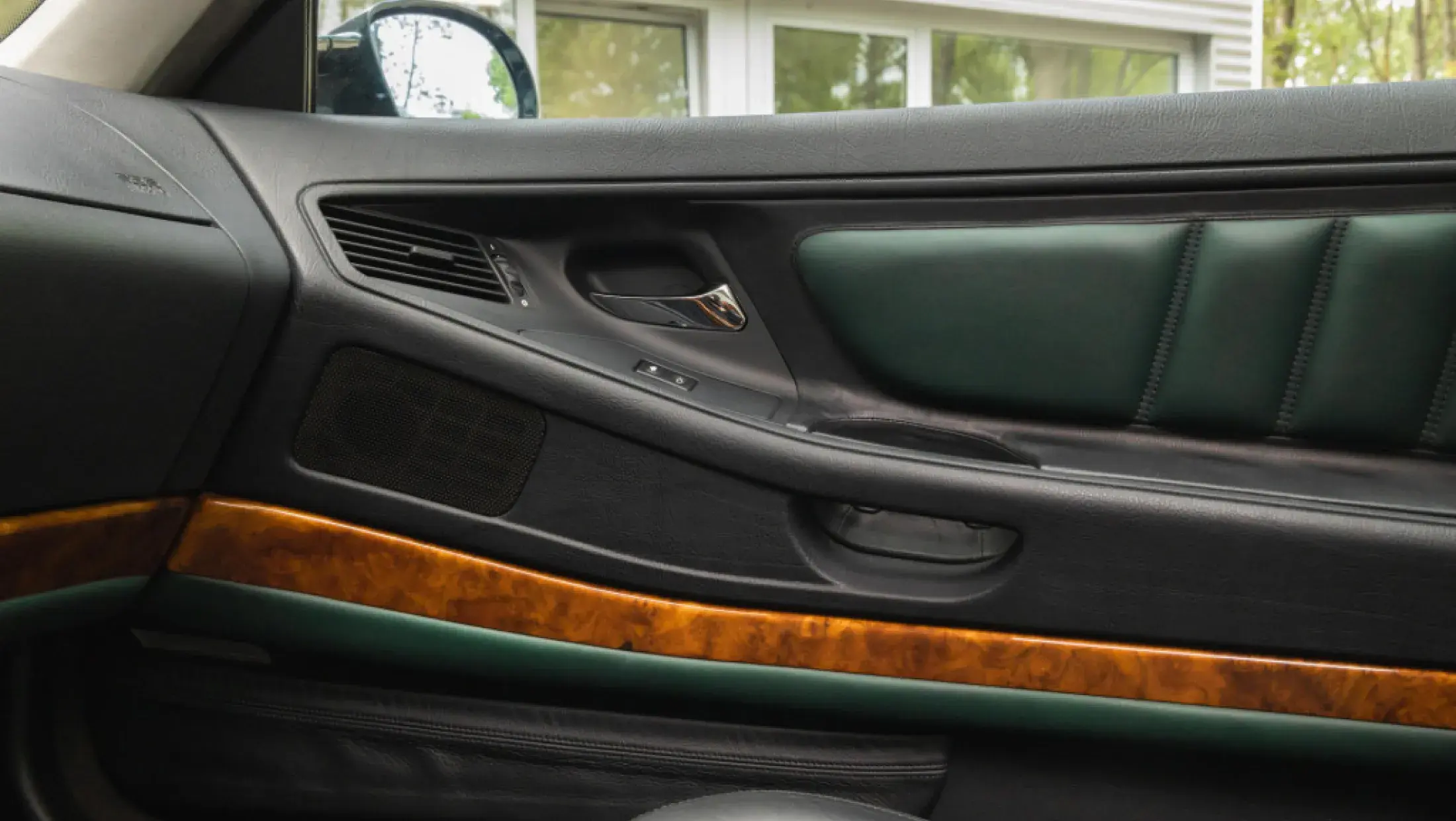 BMW E31 850Ci 5.4 Sonderwunsch Tannen Grün Individual Interior Volleder Merino Amarobrown