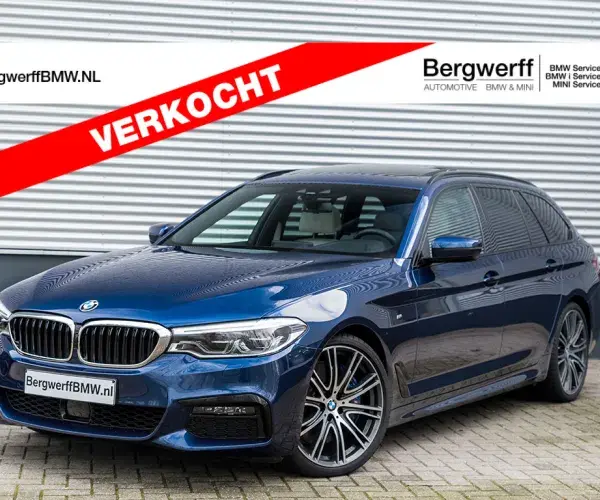 BMW 540i Touring xDrive G31 Mediterran Blauw Elfenbeinwei Bergwerff