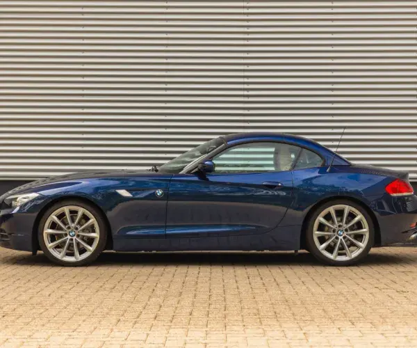 BMW Z4 Roadster sDrive30i Deep Sea Blue Pearl Uitgebreid lederen bekleding Kansas met SunReflect