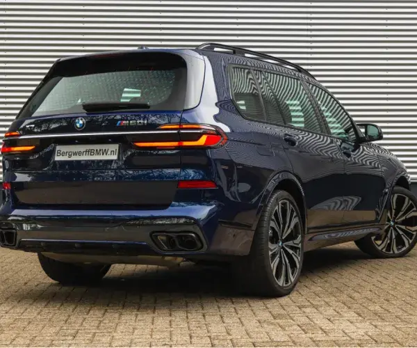 BMW X7 M60i Individual Tansanit metallic BMW Individual uitgebreid lederen bekleding Merino Coffee