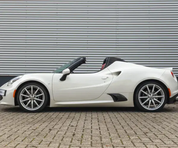 Alfa Romeo 4C Spider 1750 TBI TCT