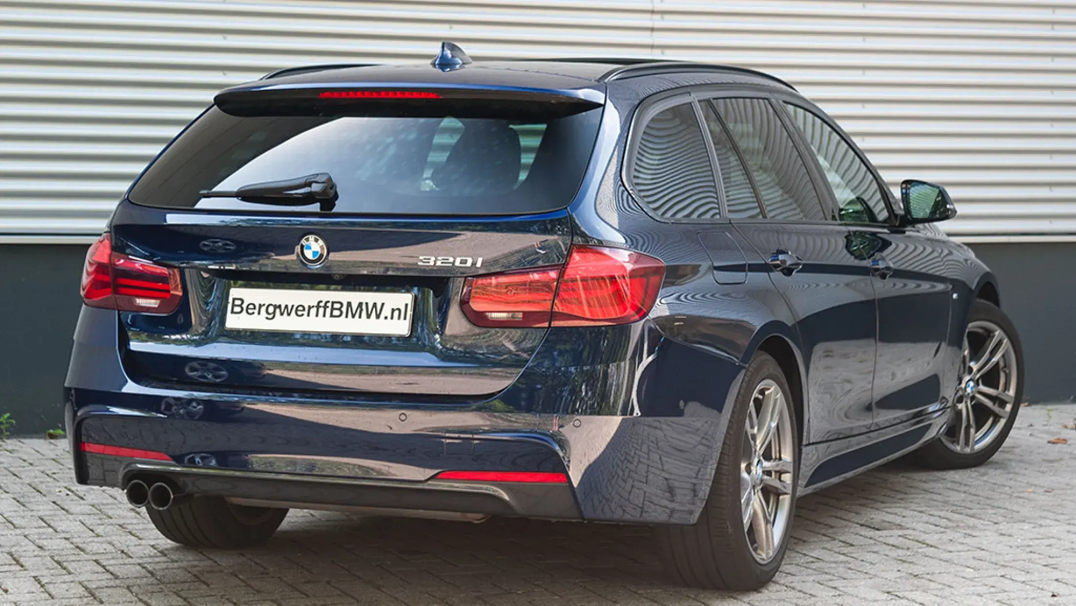 BMW 320i Touring Individual Tansanite blue dakota schwarz F31 LCI M-Sport Bergwerff