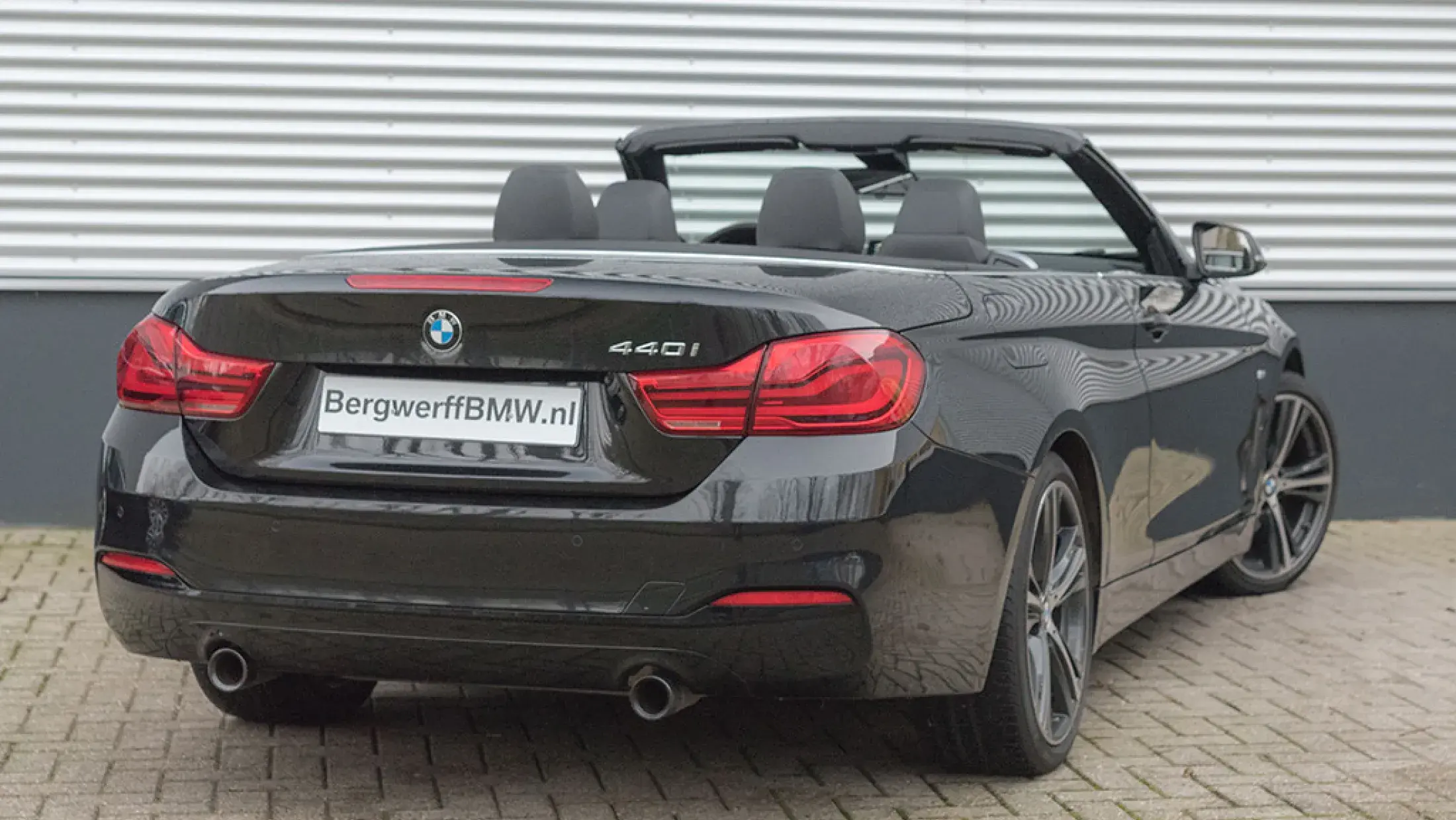 BMW 440i Cabrio F33 Saphir Zwart Dakota Schwarz High Executive Bergwerff