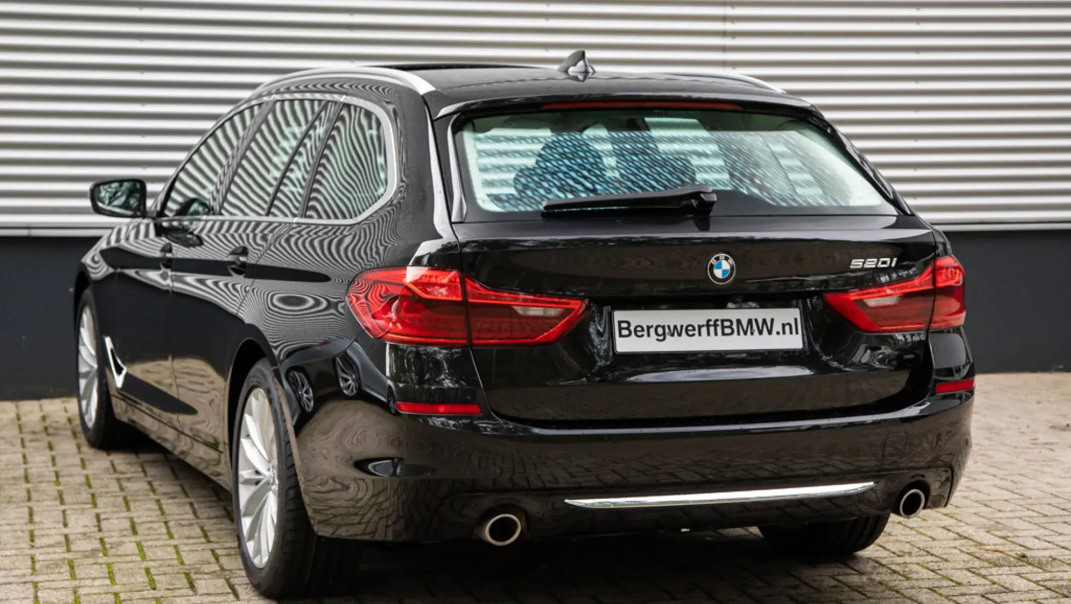 BMW 520i Touring ACC Blacksafier G31 Bergwerff