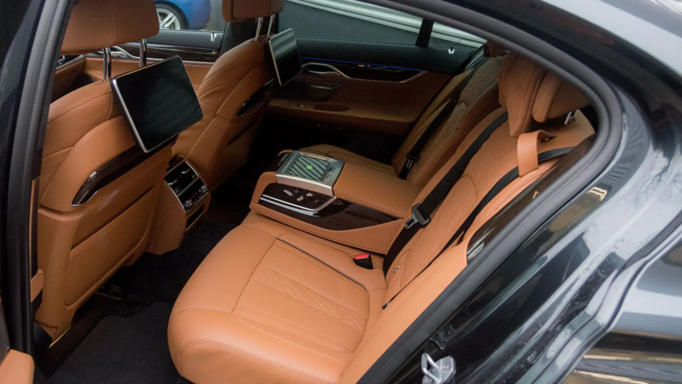 BMW 740e High Executive M-Sport Singapur Grau Nappa Cognac G11 Bergwerff