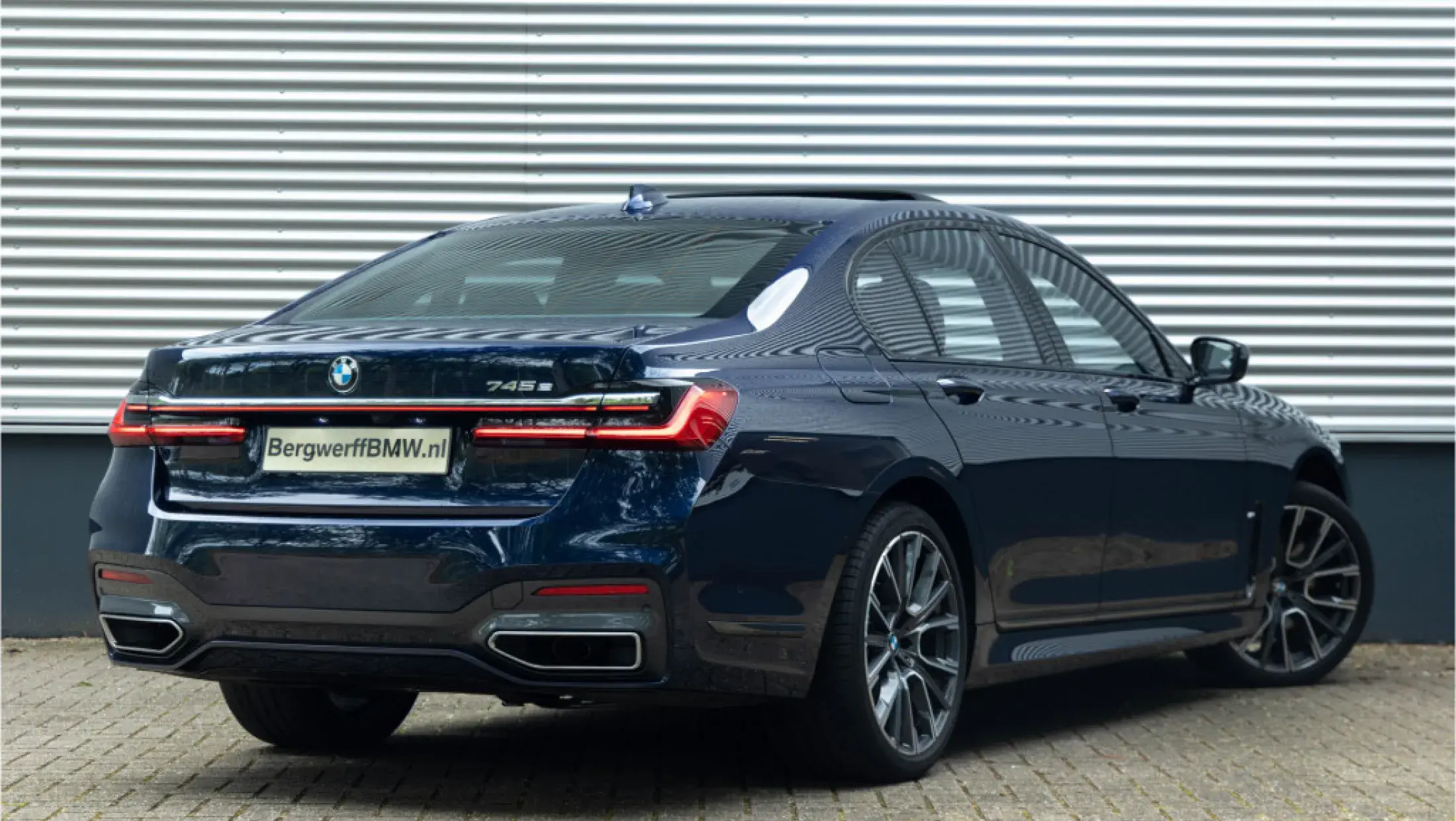 BMW 745e Sedan Tansanitblau 'Nappa' uitgebreid Schwarz G11 Plugin Hybride Bergwerff