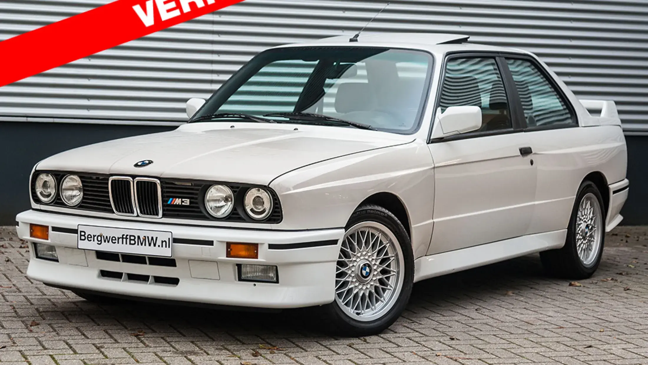 BMW M3 E30 Alpinweiss Bergwerff