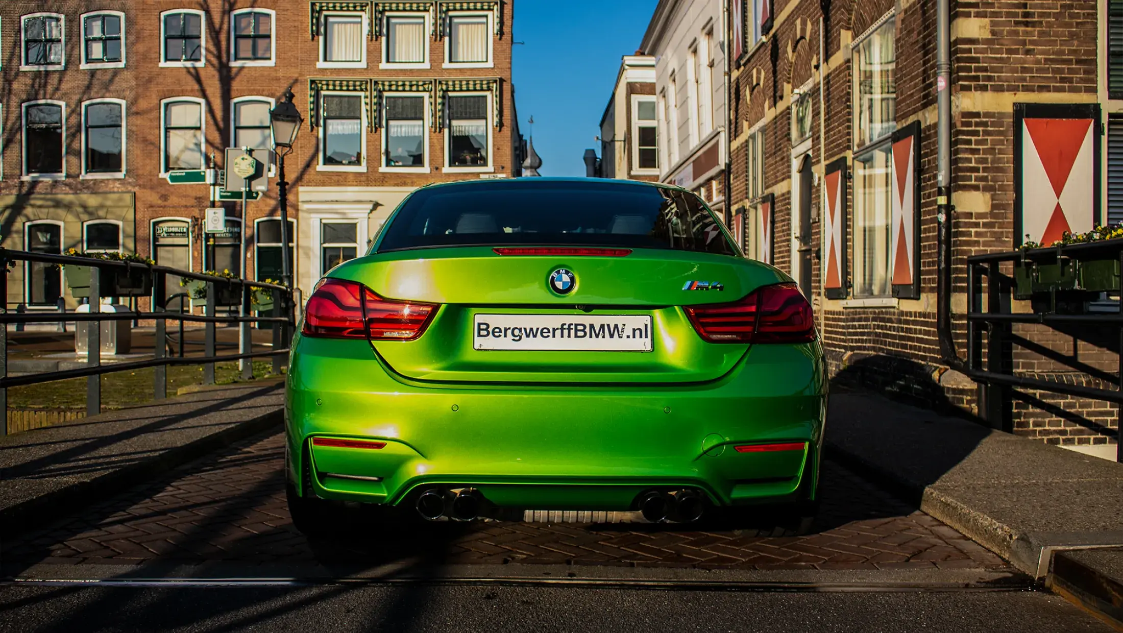 BMW M4 Competition Cabrio Individual Java Green Merino Silverstone F33 Bergwerff