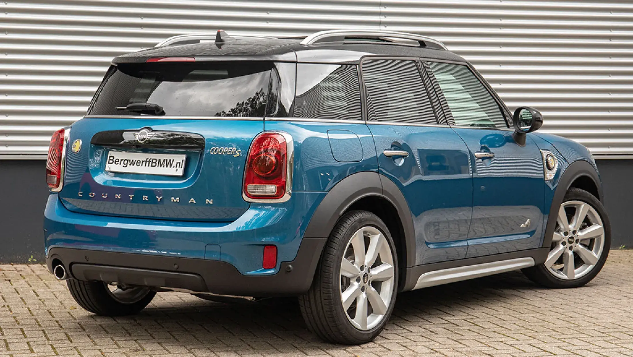 MINI Cooper Countryman SE All4 Island Blue F60 Bergwerff