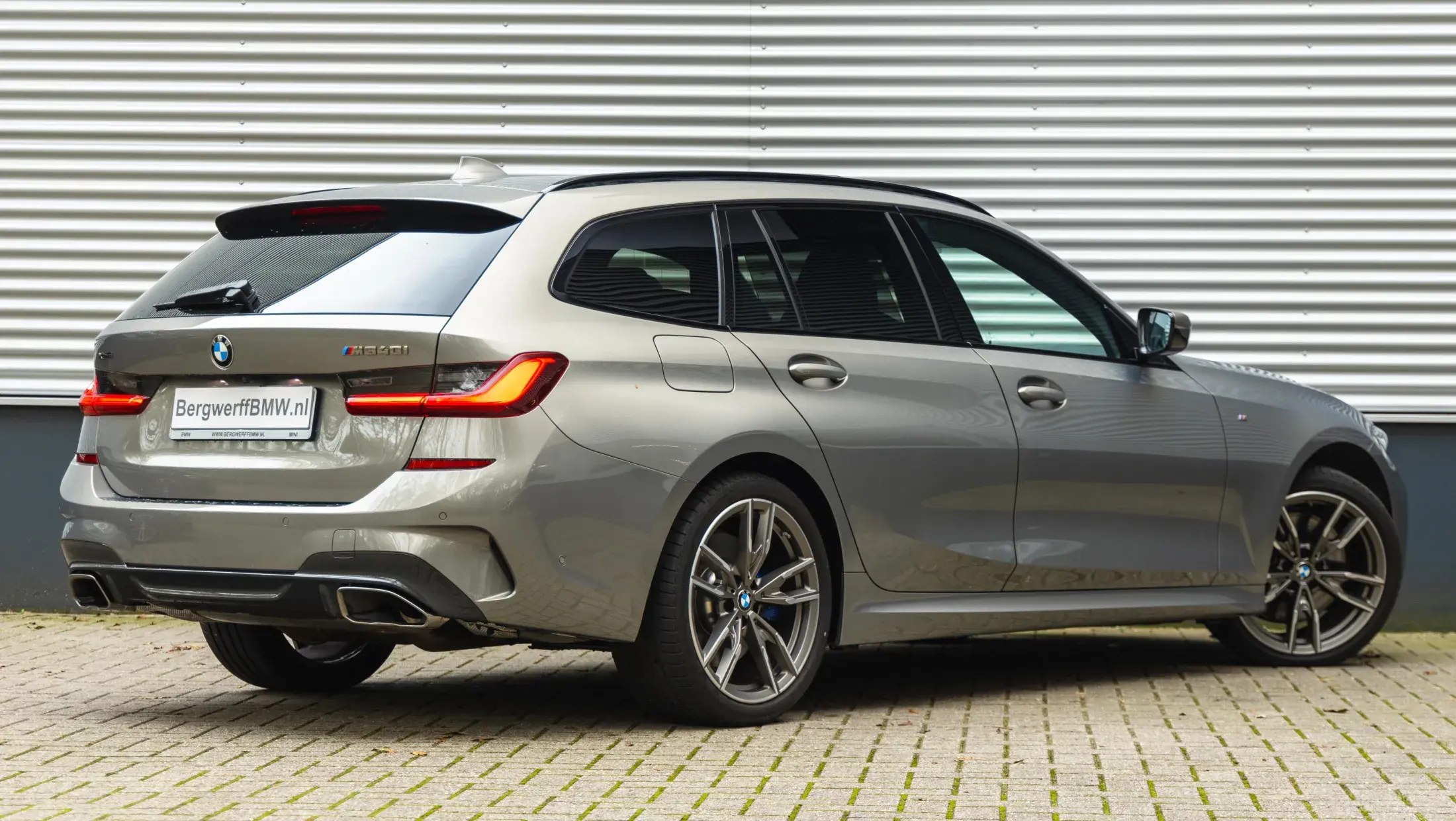 BMW M340i Touring Individual oxidgrau metallic G21