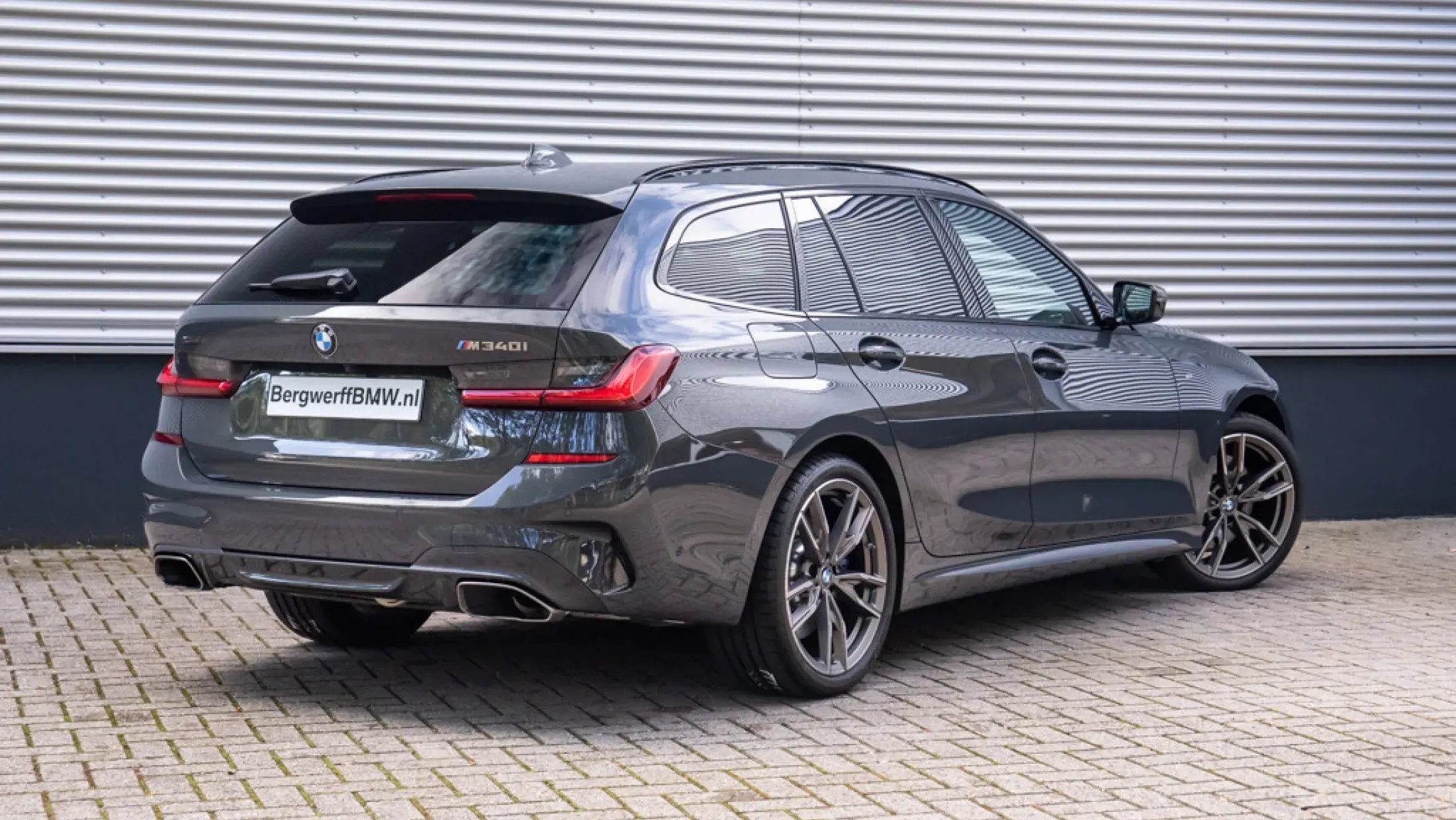 BMW M340i Touring xDrive Dravitgrau Metallic G21 Bergwerff