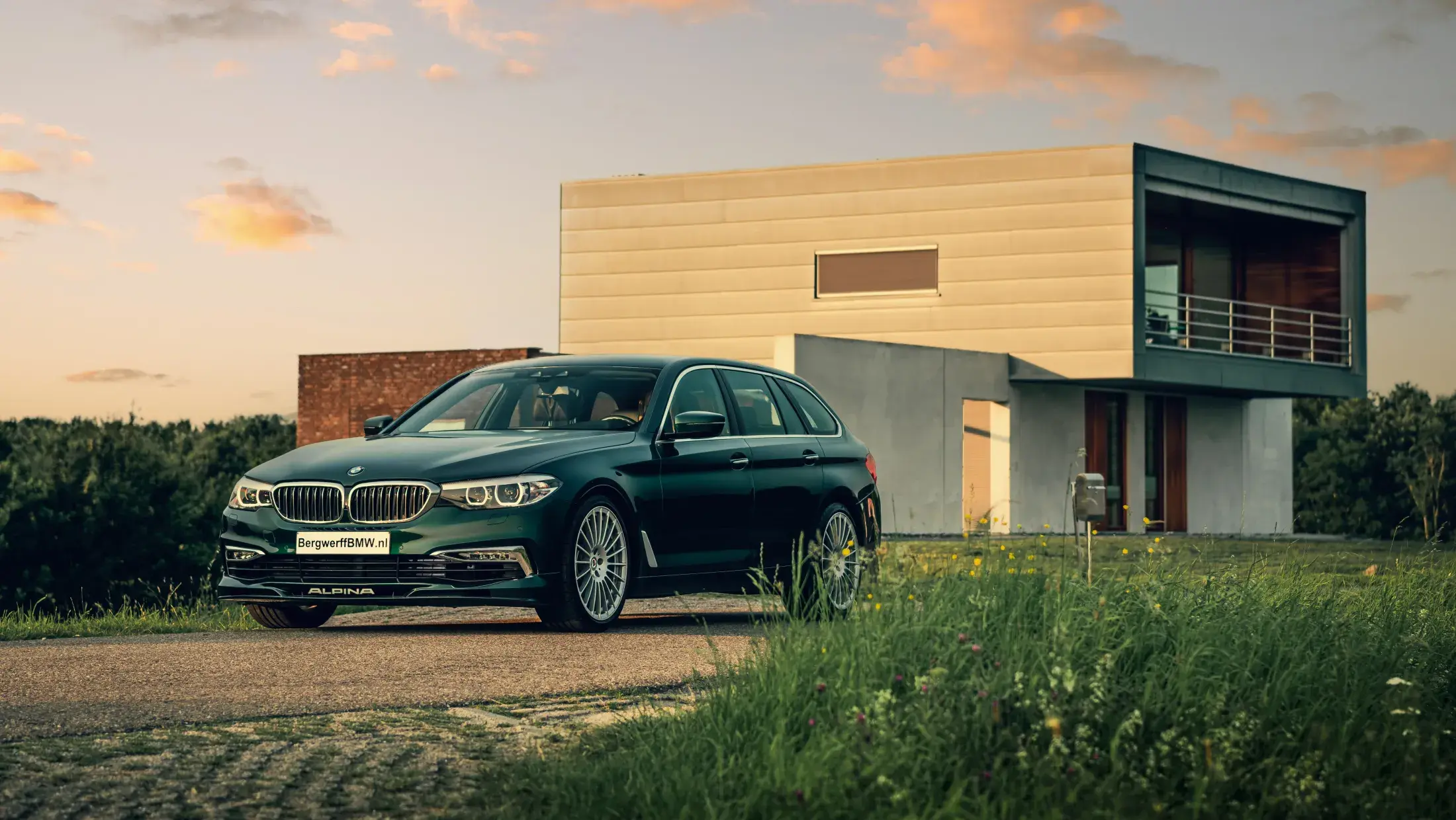 ALPINA B5 Touring G31 Alpina Green II Metallic Exklusivleder Nappa Mokka 2017