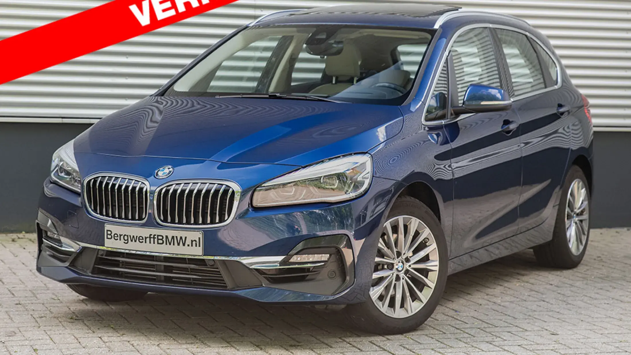 BMW 218i Active Tourer Trekhaak Panoramadak Sportstoelen Mediterranblau Metallic F45 Bergwerff