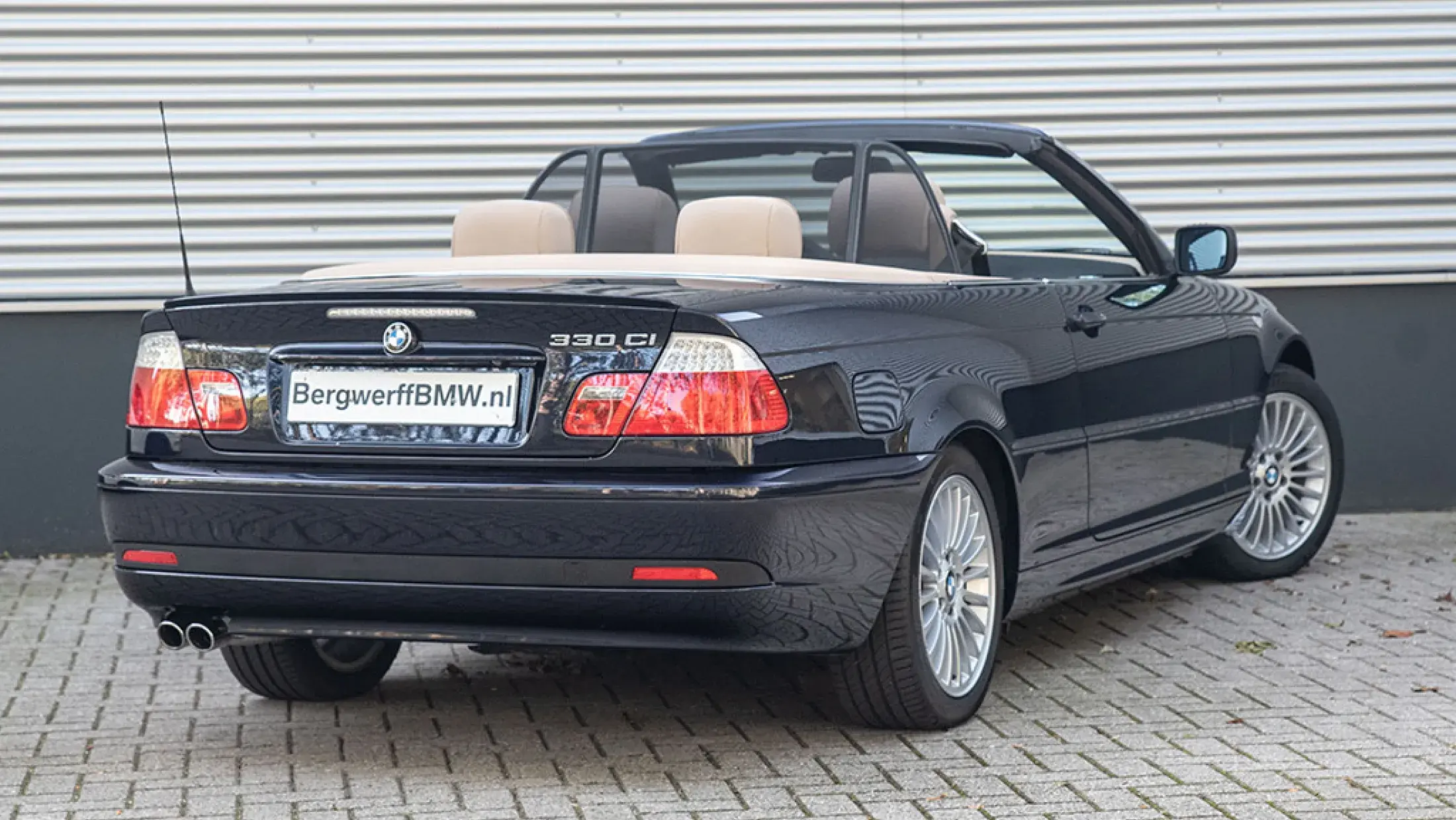 BMW E46 330Ci Cabrio Orient Blue Metallic Leder Montana Hellbeige Bergwerff