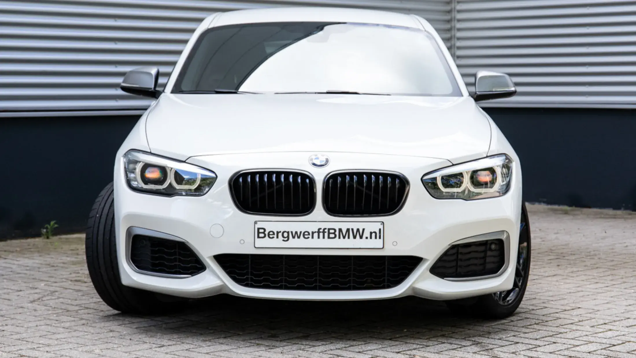 BMW M140i Alpinweiss III F20 Bergwerff