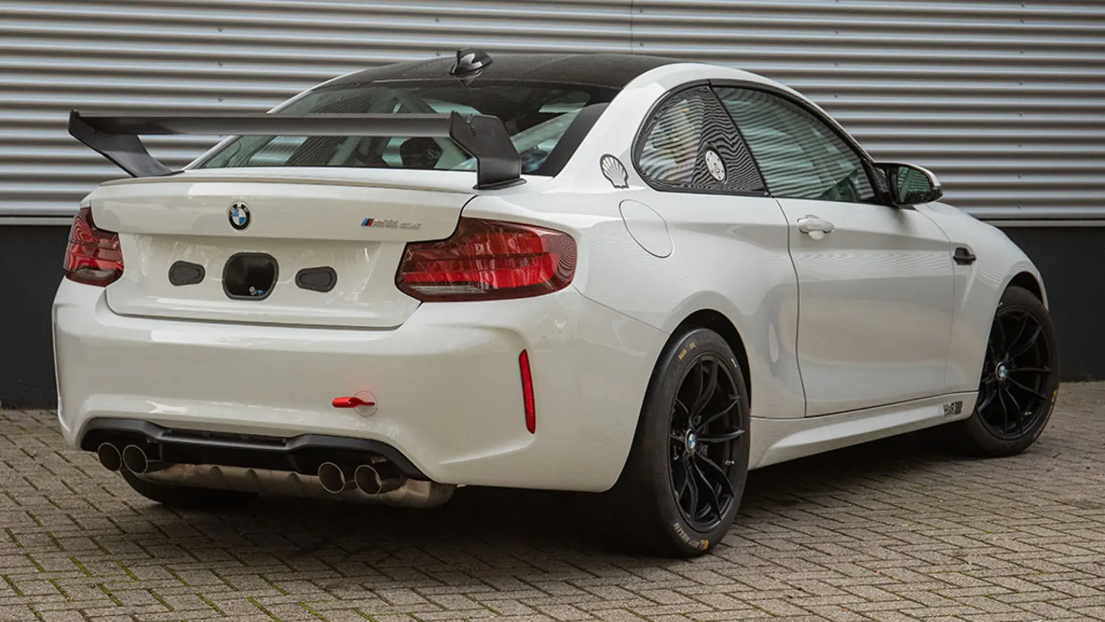 BMW M2 CS Racing OHNE POLSTERUNG/OHNE FARBANGABE Manual Alpin Weiss Bergwerff