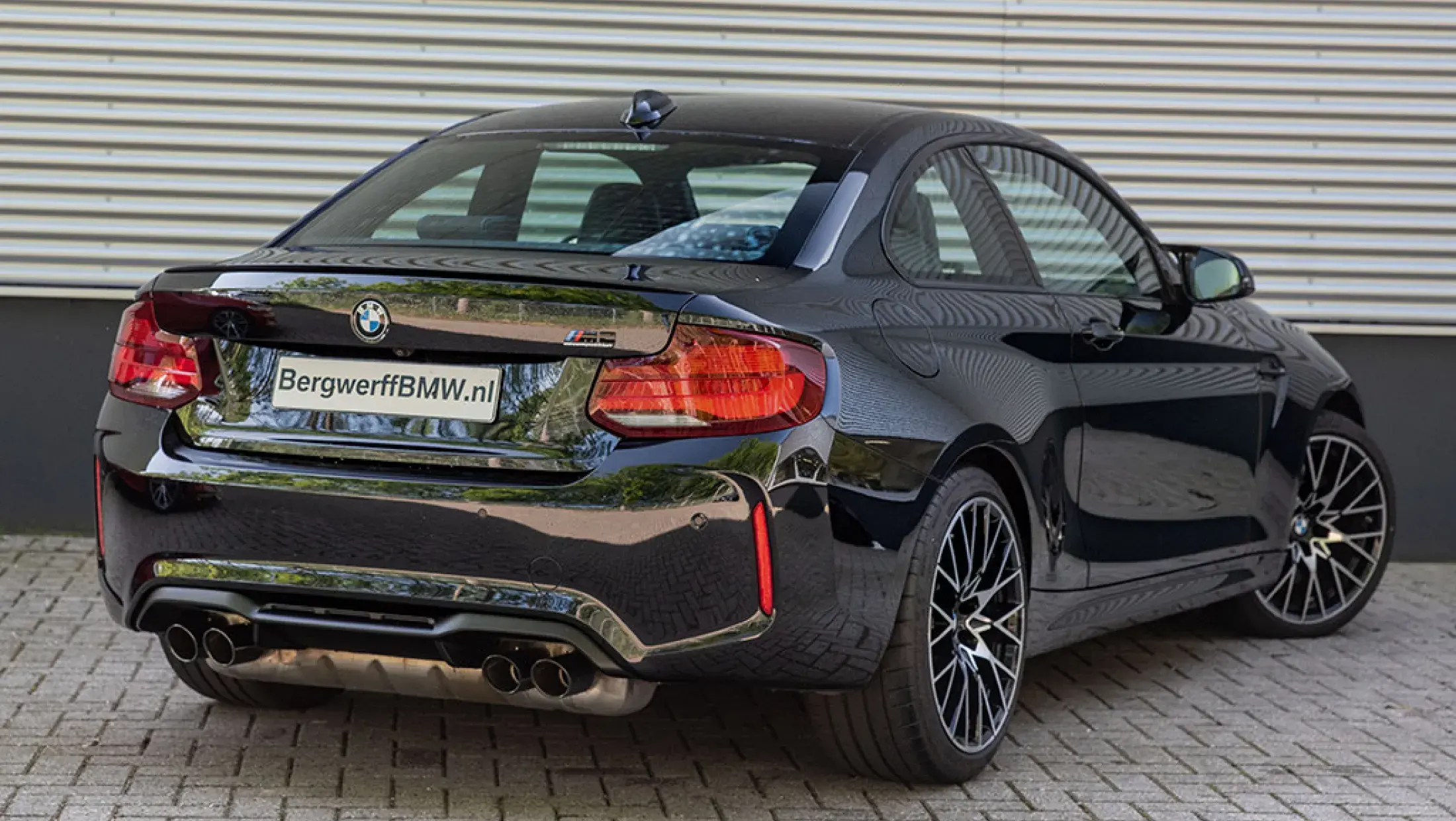 BMW M2 Coupé DCT Competition M-Drivers Package Saphirschwarz  Metallic F87 Bergwerff