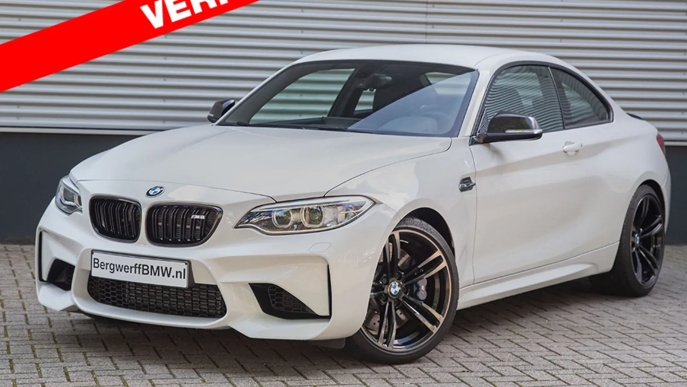 BMW M2 Coupé DCT M-Performance uitlaat Alpinweiss III F87 Bergwerff