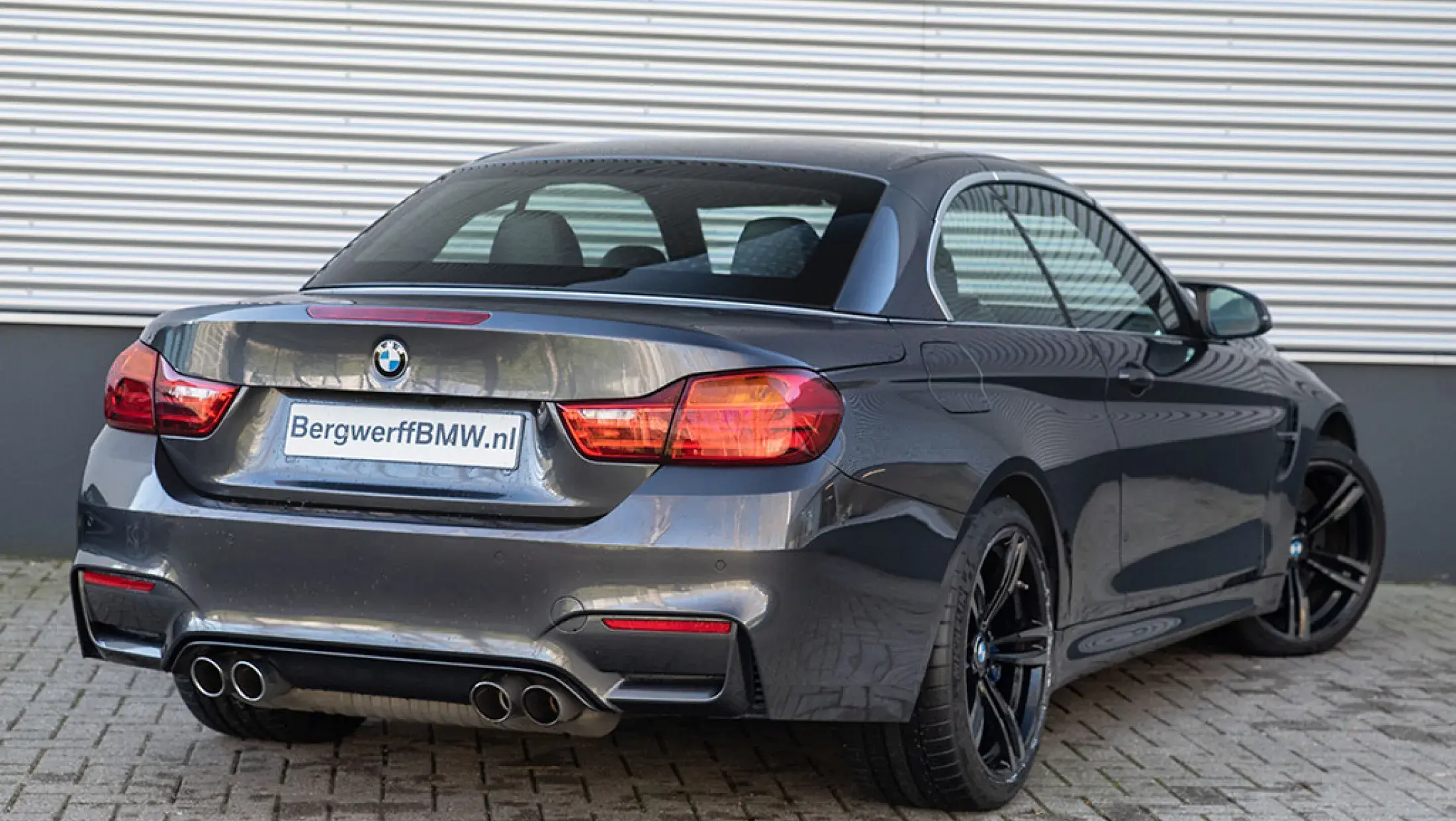 BMW M4 Cabrio DCT Mineralgrau Metallic Volleder Merino Schwarz F83 Bergwerff