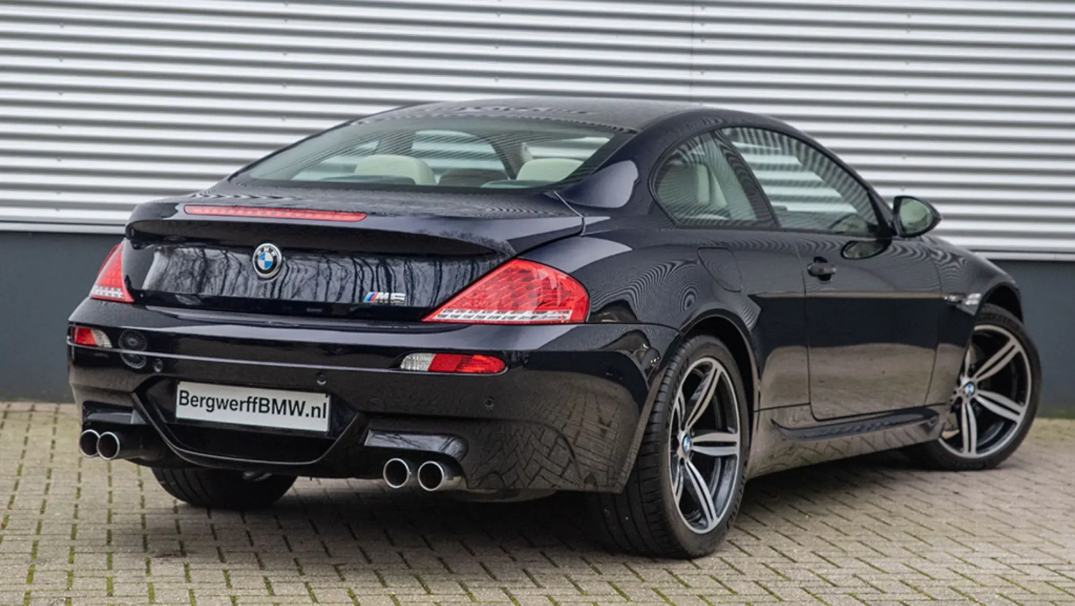 BMW M6 Facelift Carbon Black E63 Coupe BMW Individual vollederen bekledinig Leder MerinoBMW M6 Facelift Carbon Black E63 Coupe BMW Individual vollederen bekledinig Leder Merino