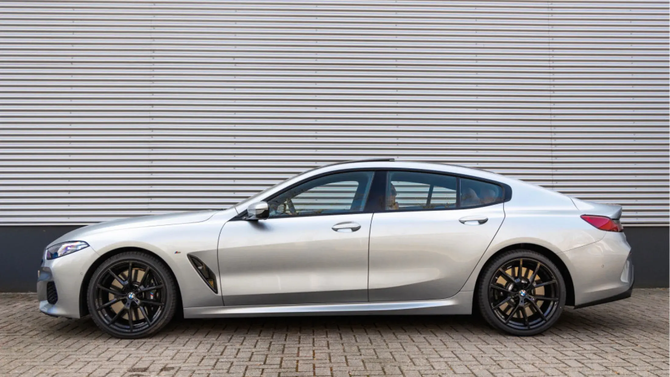 BMW M850i Gran Coupe Individual Pure Metal Silver G16 Individual Vollederen bekleding Merino Cognac