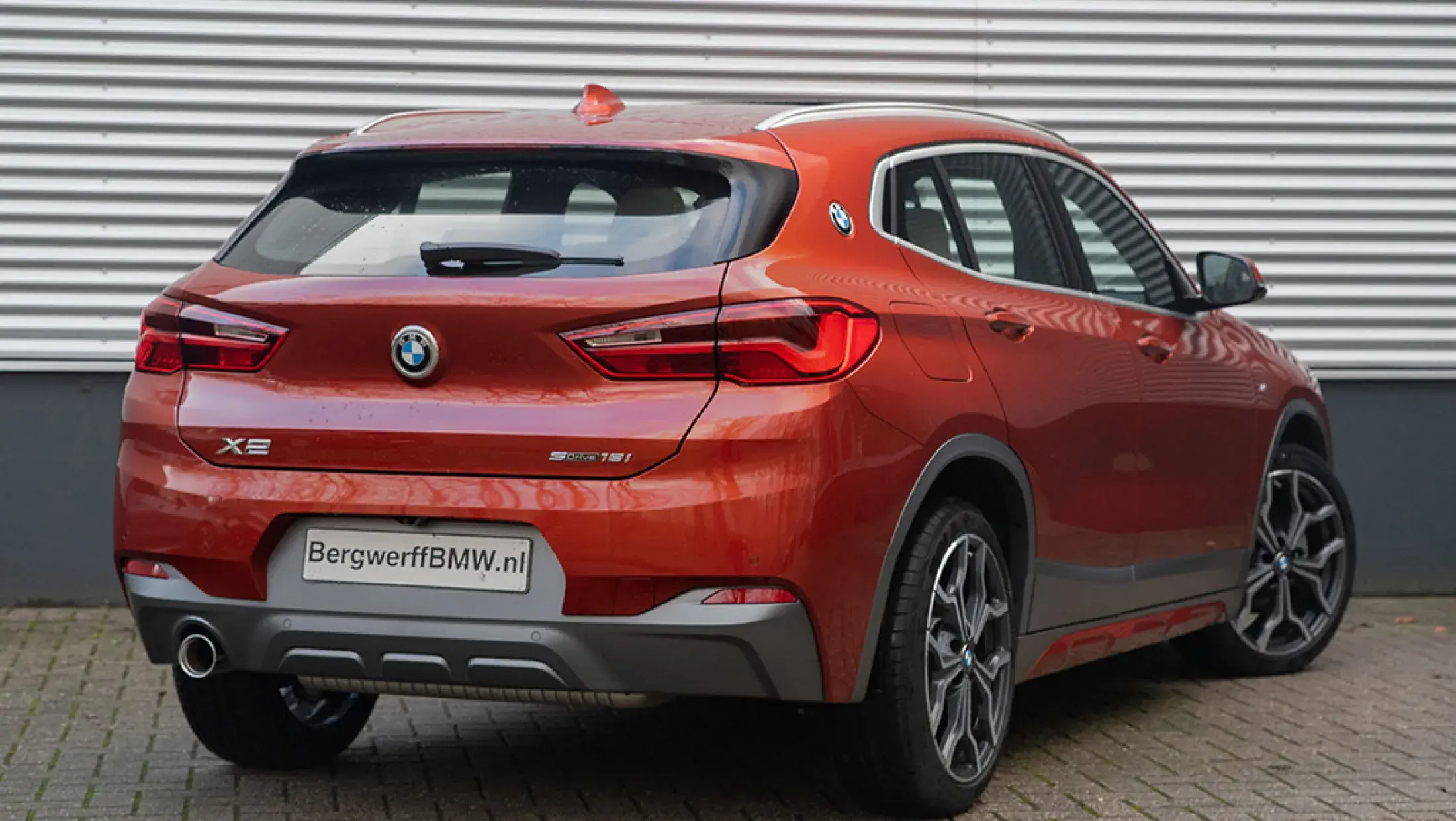 BMW X2 Sunset Orange F39 Small SUV  Dakota Oyster leder Bergwerff Gorinchem