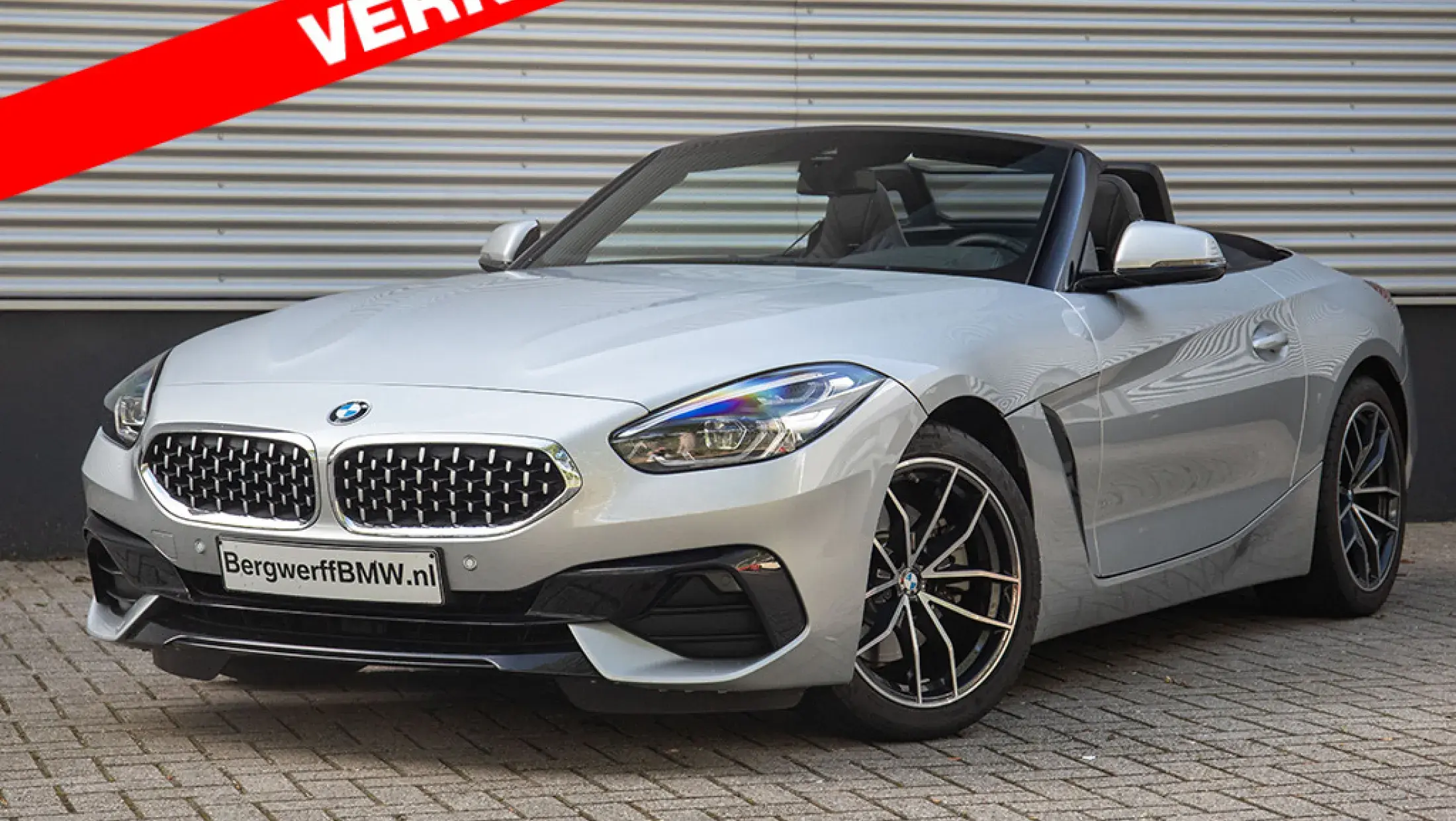 BMW Z4 Roadster sDrive30i High Executive Glaciersilver Leder Vernasca Schwarz G29 Bergwerff