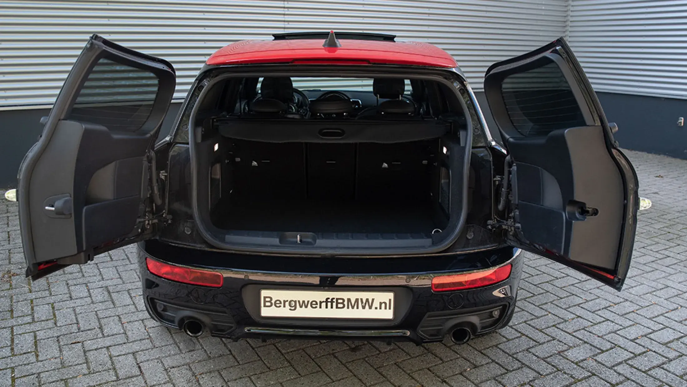 MINI Cooper Clubman 2.0 All4 Chili Midnight Black F54 Bergwerff