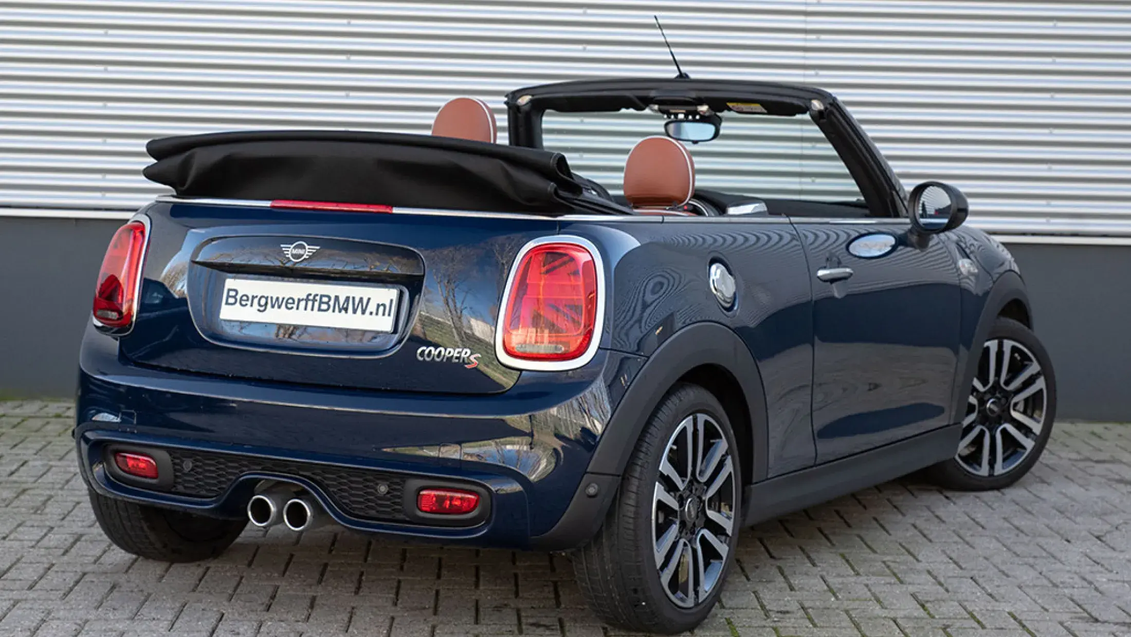 MINI Cooper S Cabrio F57 Chili Lapisluxury Blue Leder Chester Malt Brown black 2019