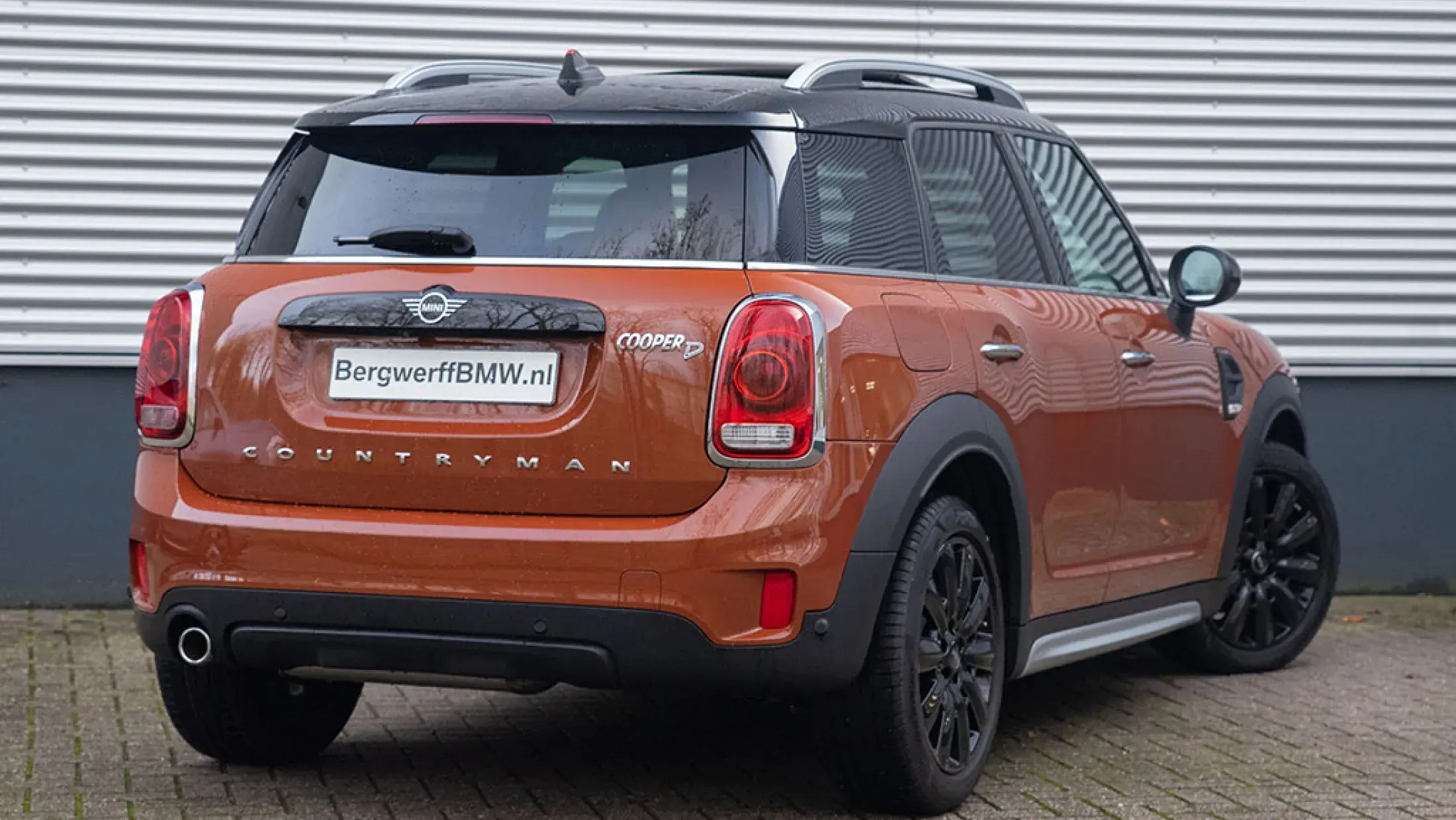 MINI Countryman Cooper D Chili Chestnut MINI Yours Leer Lounge Carbon Black F60 SUV 2019