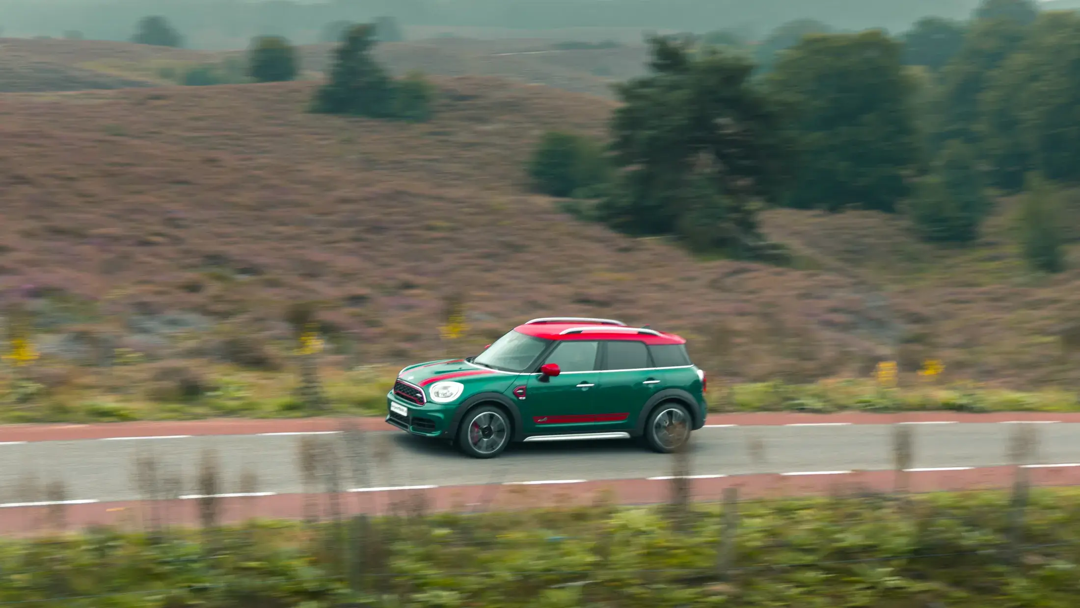 MINI Countryman John Cooper Works ALL4 Britisch Racing green MINI Yours Leer Lounge Carbon Black