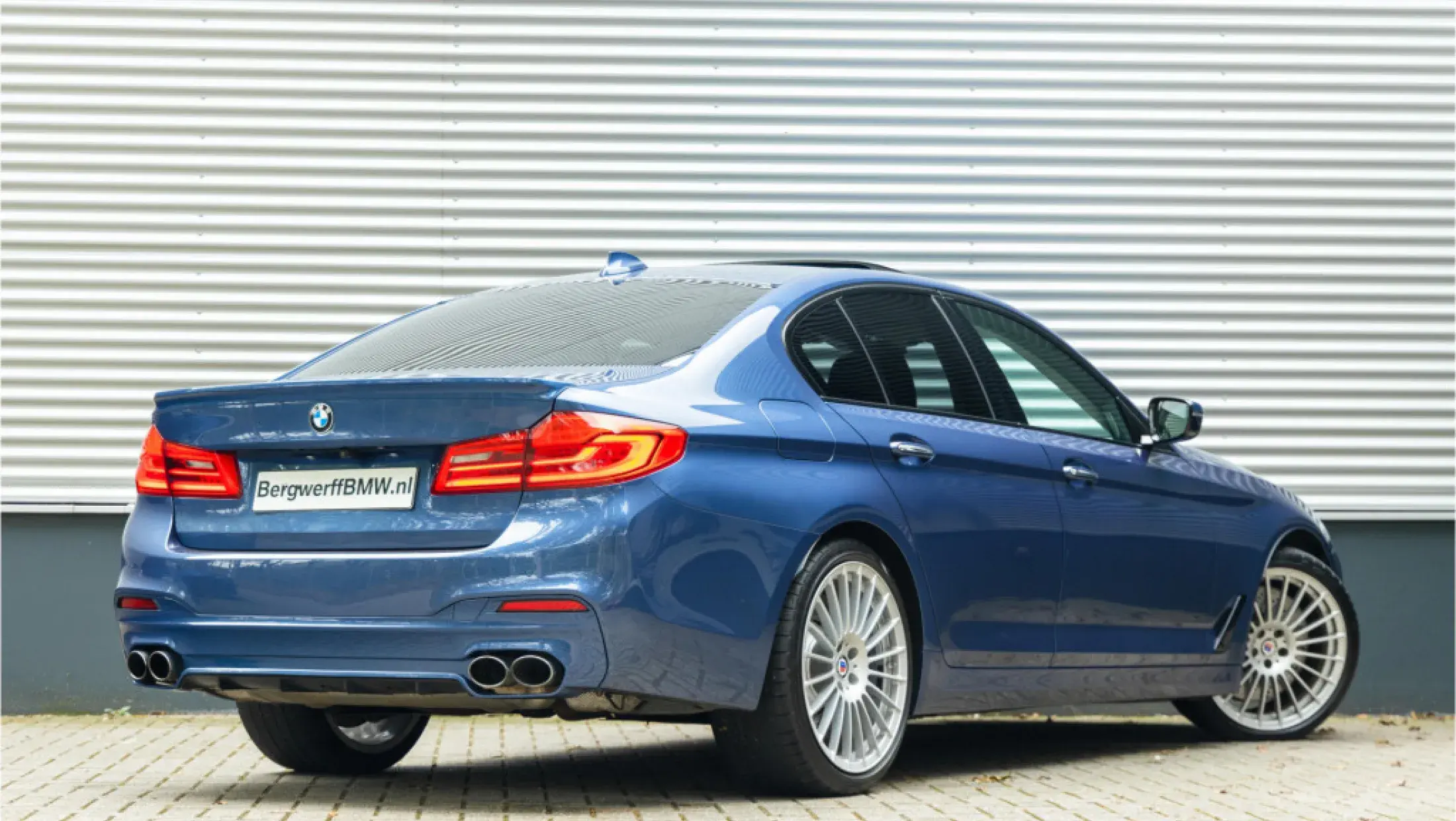 ALPINA B5 Bi-Turbo Sedan Sperre Alpina Blue Metallic Exklusivleder Nappa Leder Schwarz G30