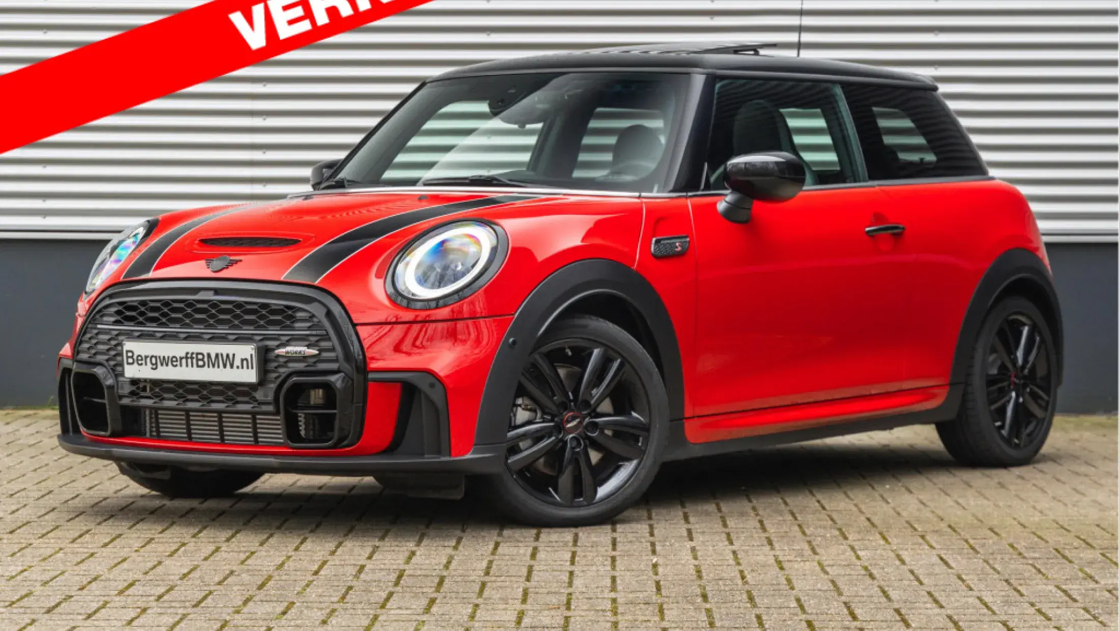 MINI Cooper S John Cooper Works Pakket Trim Chili Red 3-doors F56 Dinamica Ledercombinatie Carbon Black