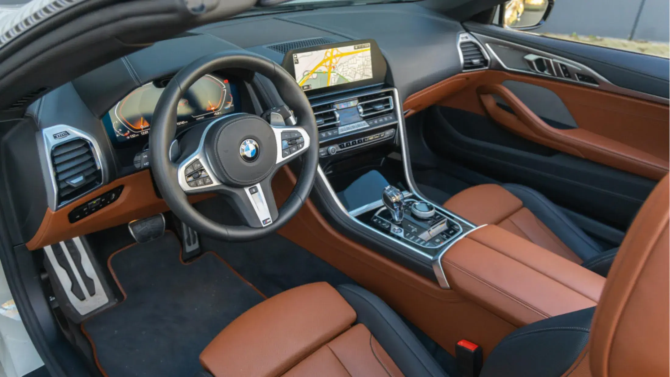 BMW 840i Cabrio Individual Special Request Mode Grau Fashion Grey G14 BMW Individual vollederen bekleding Merino Tartufo