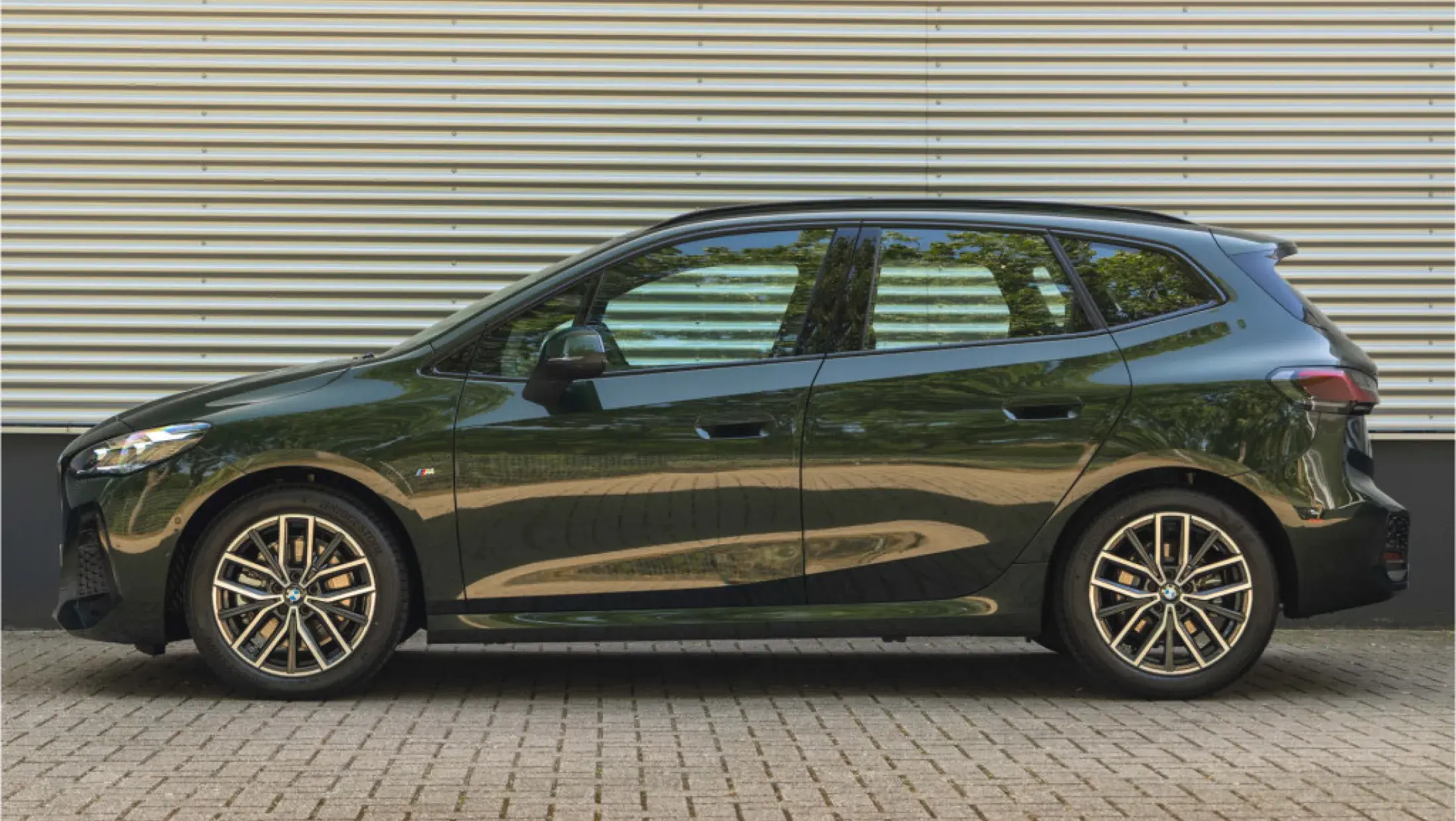 BMW 223i Active Tourer U06 San Remo Grun Metallic 2022 Vernasca Mokka Leder