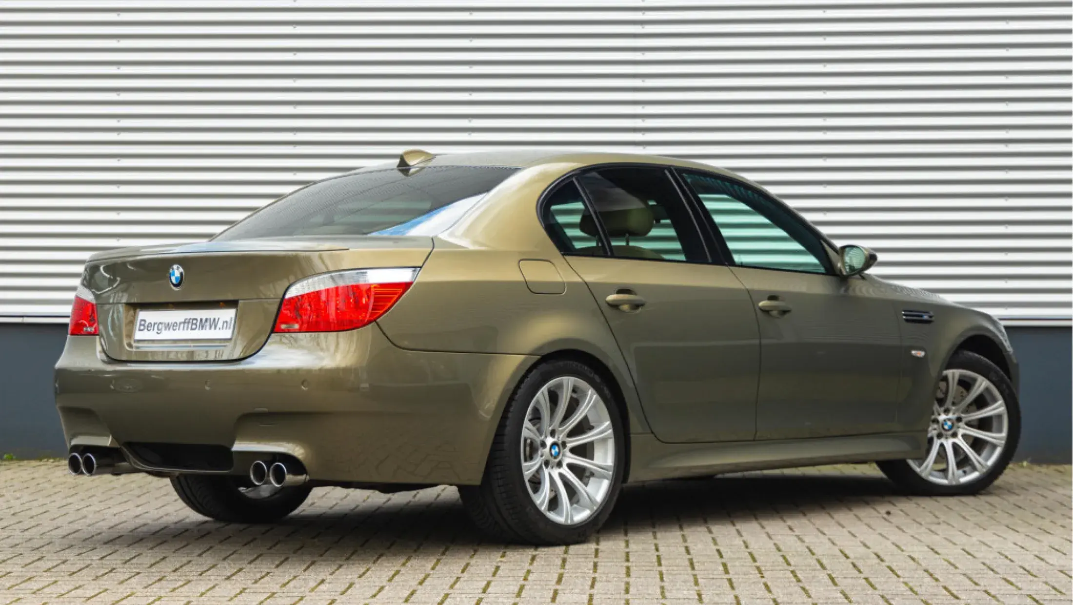 BMW 5-serie E60 M5 SMG - Invidual Messing Metallic - 2-Hand - Lagerschalen  2