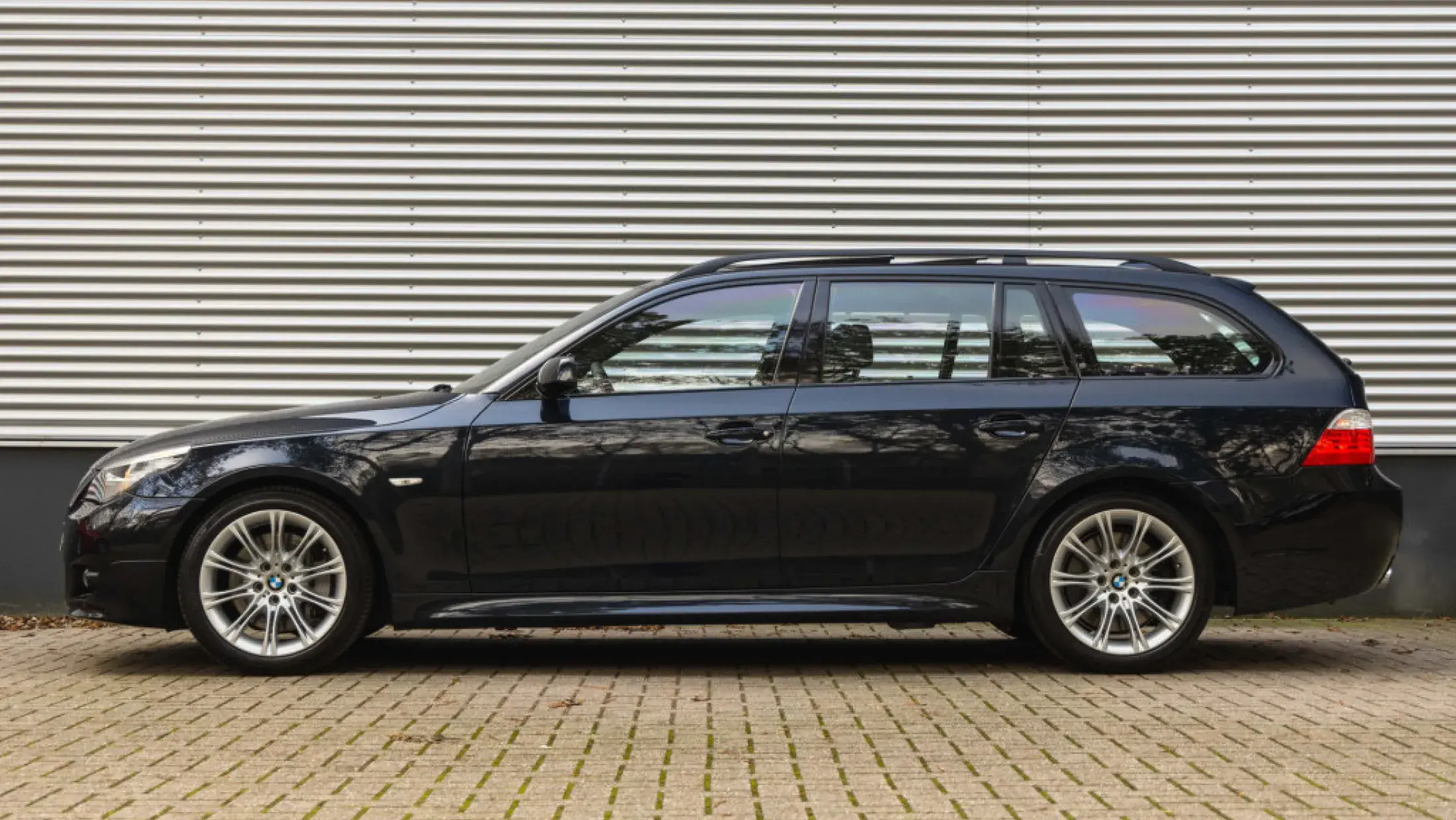 BMW E61 5-serie Touring 550i Youngtimer - Facelift - M-Sport 8