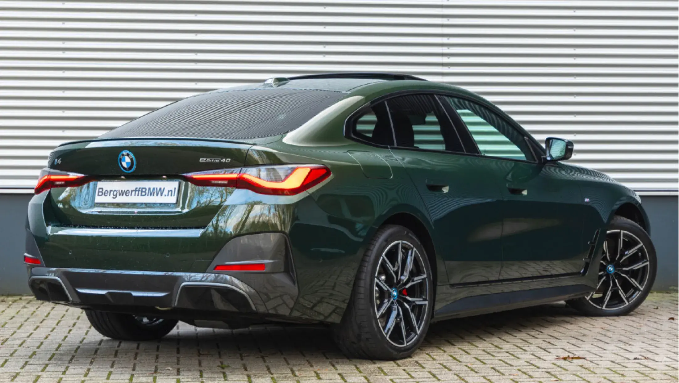 Verkocht: BMW i4 eDrive40 Sanremo Green | Bergwerff Automotive