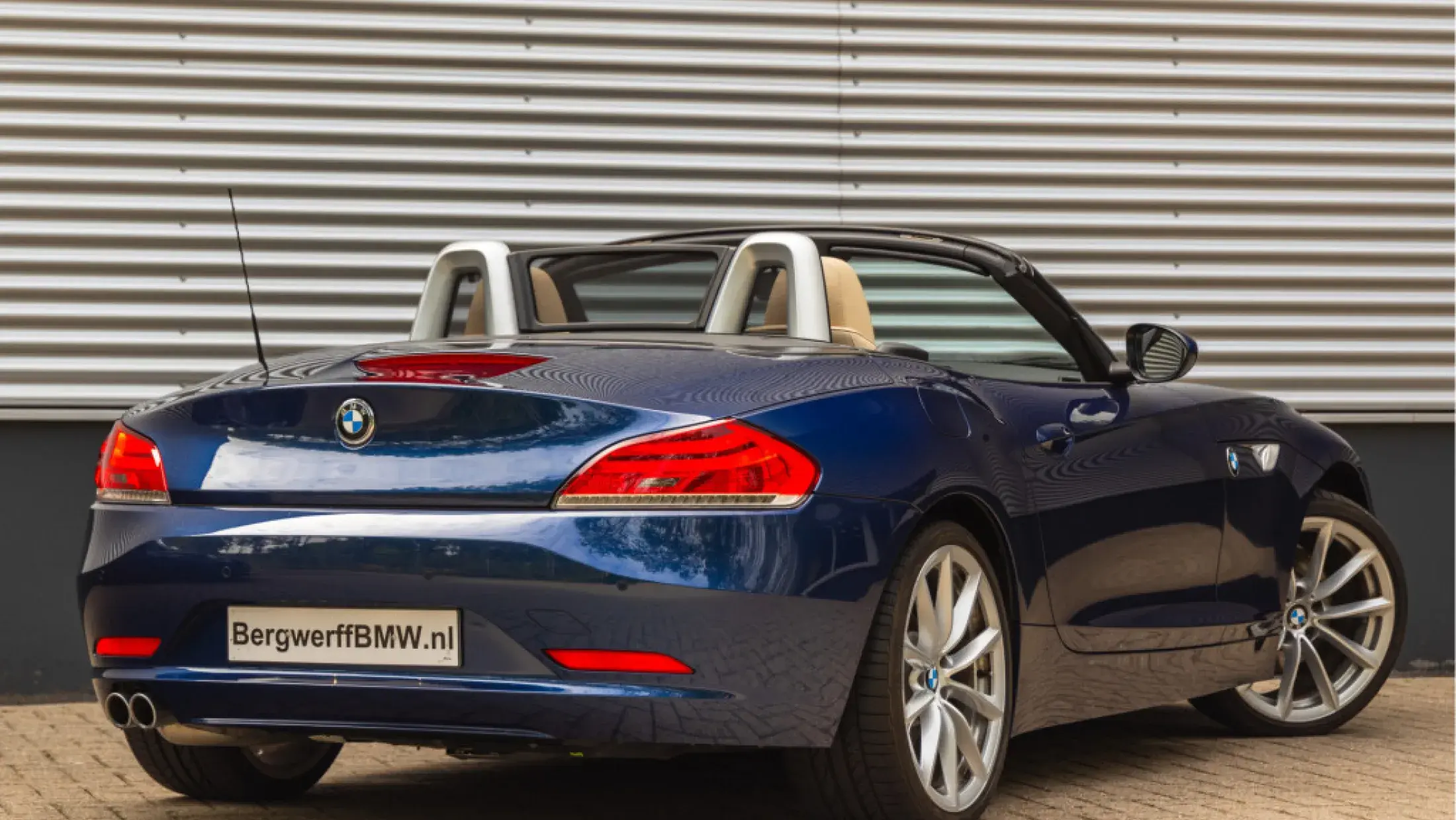 BMW Z4 Roadster sDrive30i Deep Sea Blue Pearl Uitgebreid lederen bekleding Kansas met SunReflect