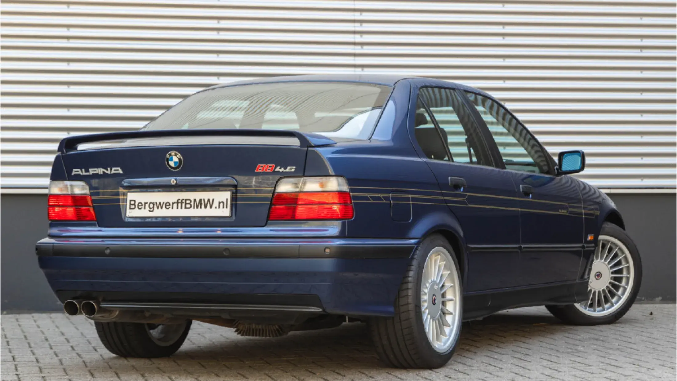 ALPINA B8 4.6 E36 ALPINA Blau 2 Metallic manual 1996