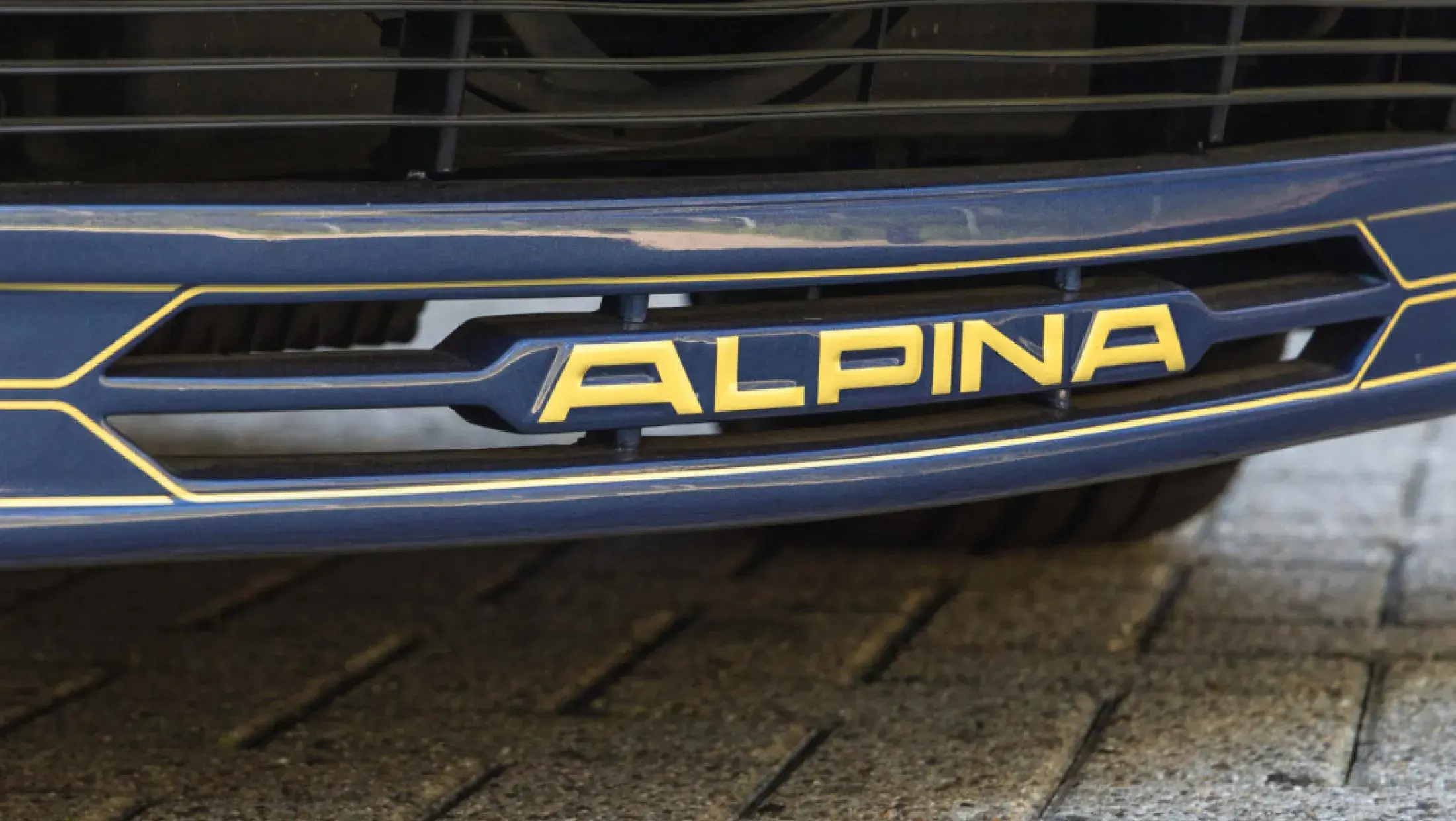 ALPINA B8 4.6 E36 ALPINA Blau 2 Metallic manual 1996