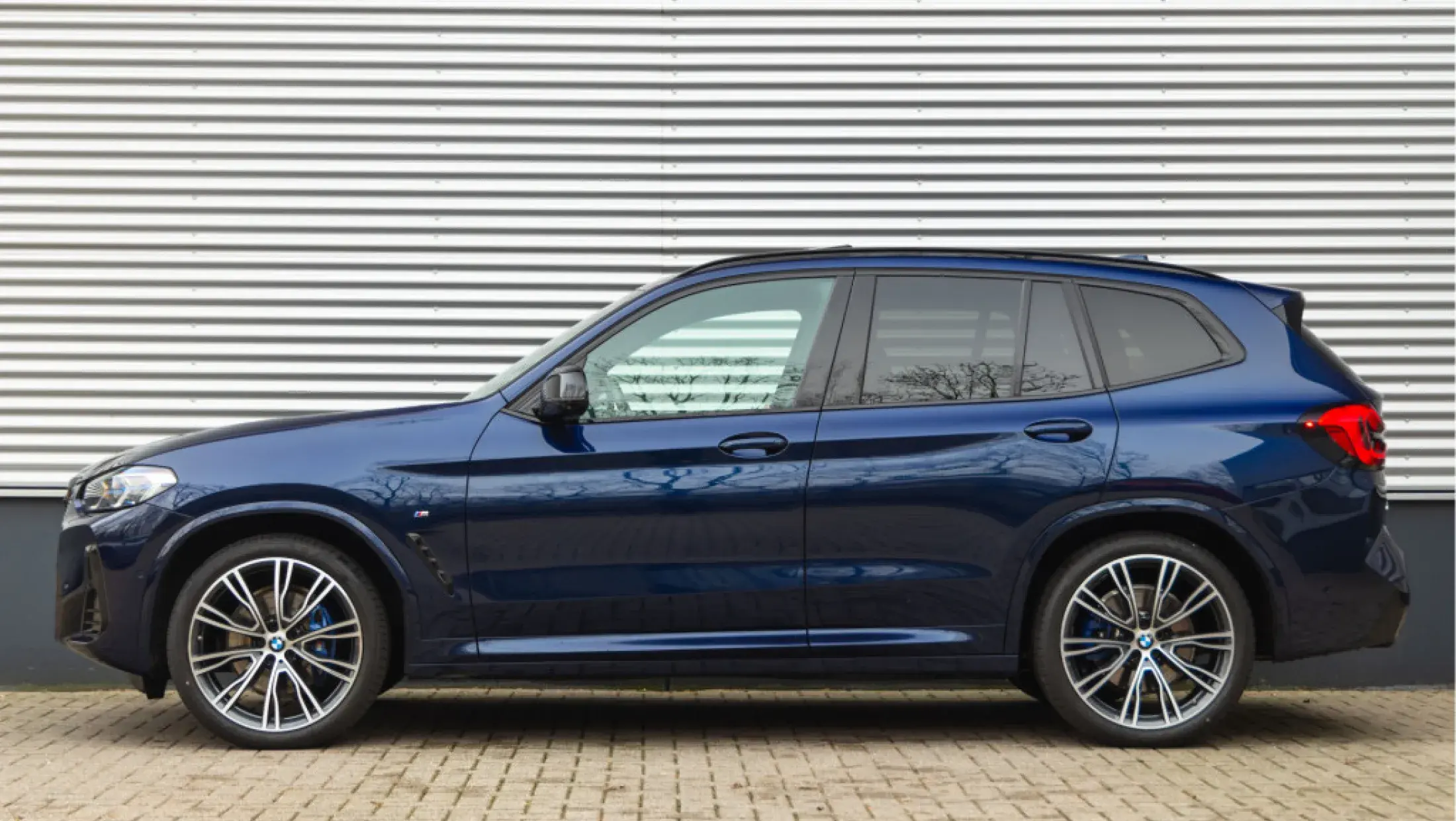 BMW X3 M40i xDrive LCI Individual Tansanit metallic BMW Individual uitgebreid lederen bekleding Tartufo G01