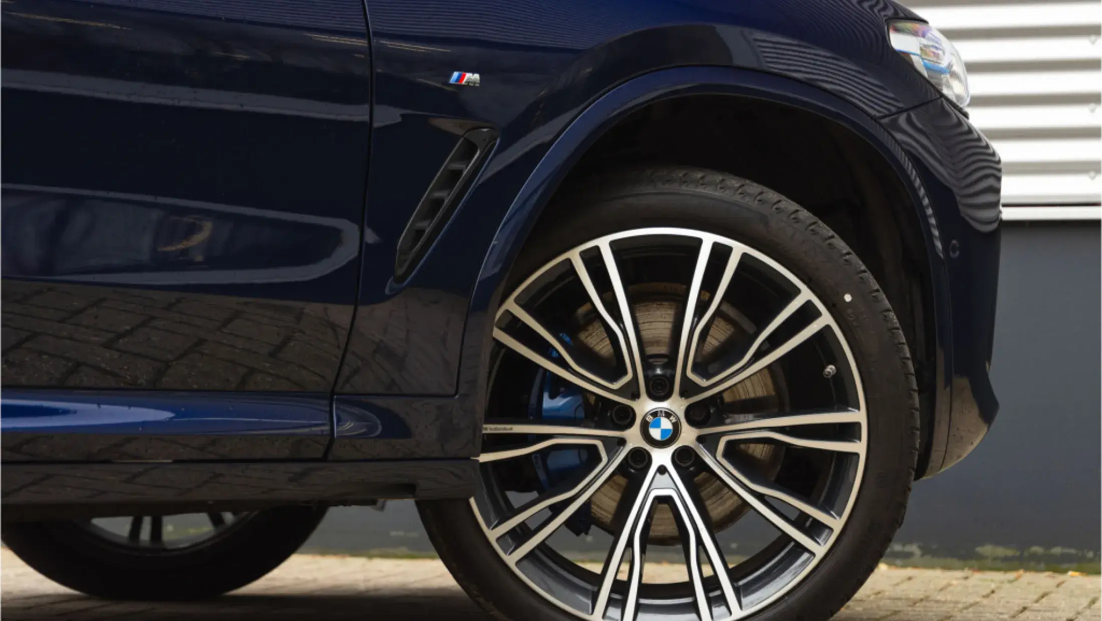 BMW X3 M40i xDrive LCI Individual Tansanit metallic BMW Individual uitgebreid lederen bekleding Tartufo G01