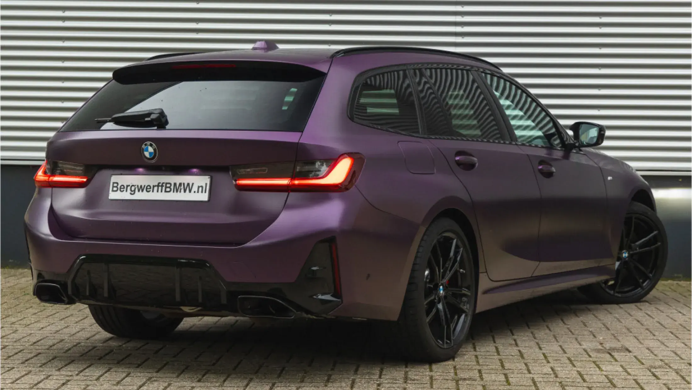 BMW M340i Touring Individual Frozen Purple metallic G21 LCI 