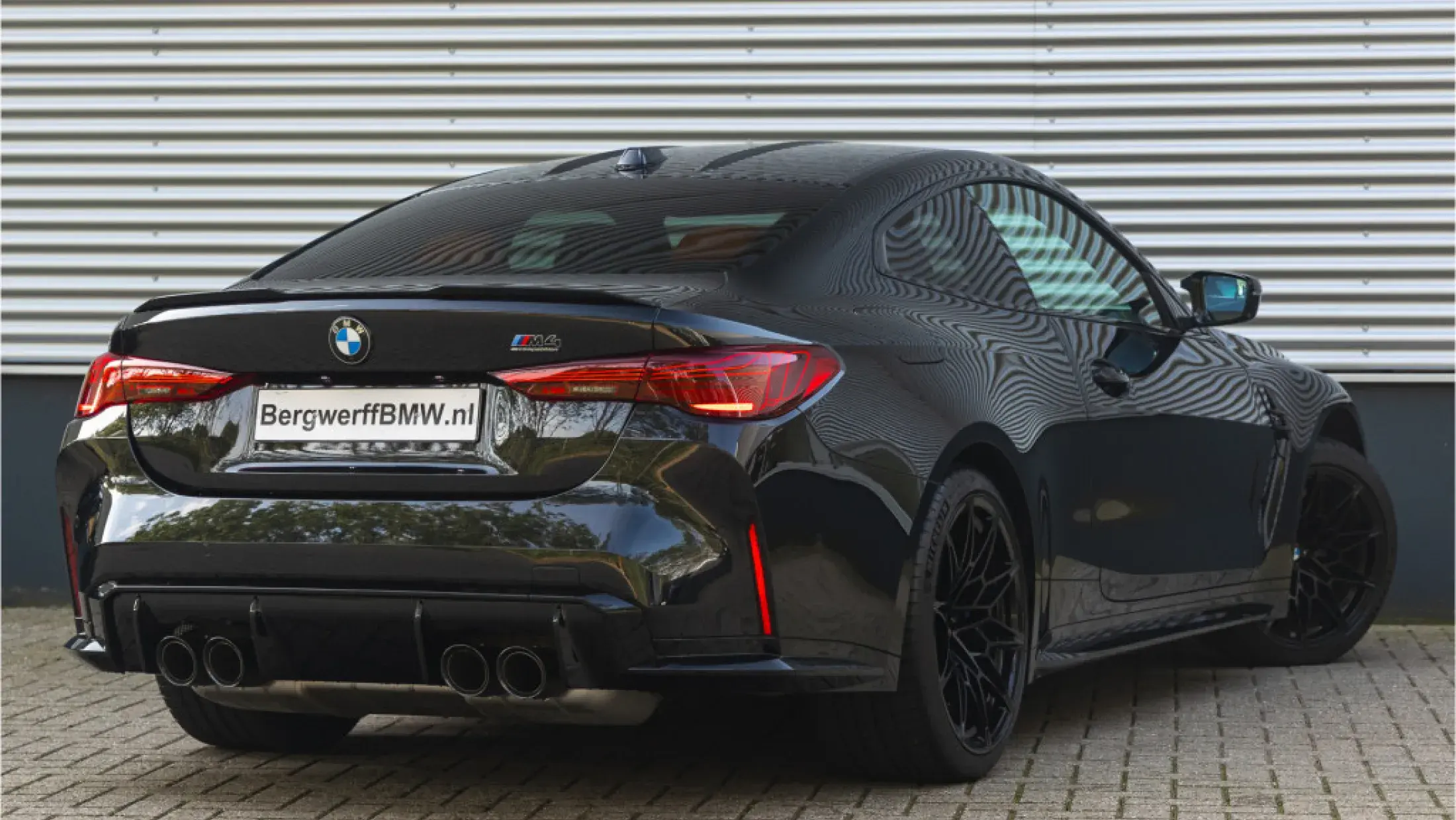 BMW M4 Competition Coupé G82 LCI Facelift Kyalami Orange Merino leder 