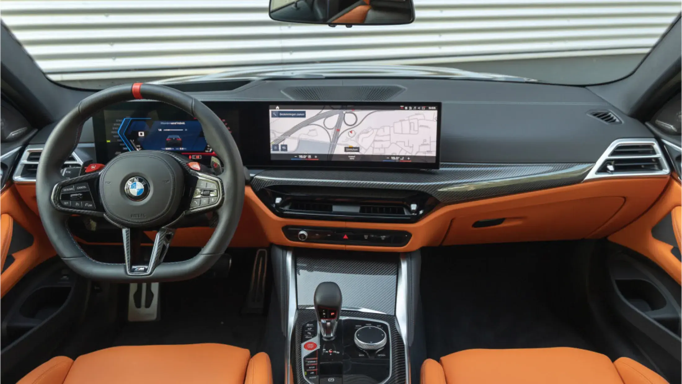 BMW M4 Competition Coupé G82 LCI Facelift Kyalami Orange Merino leder 